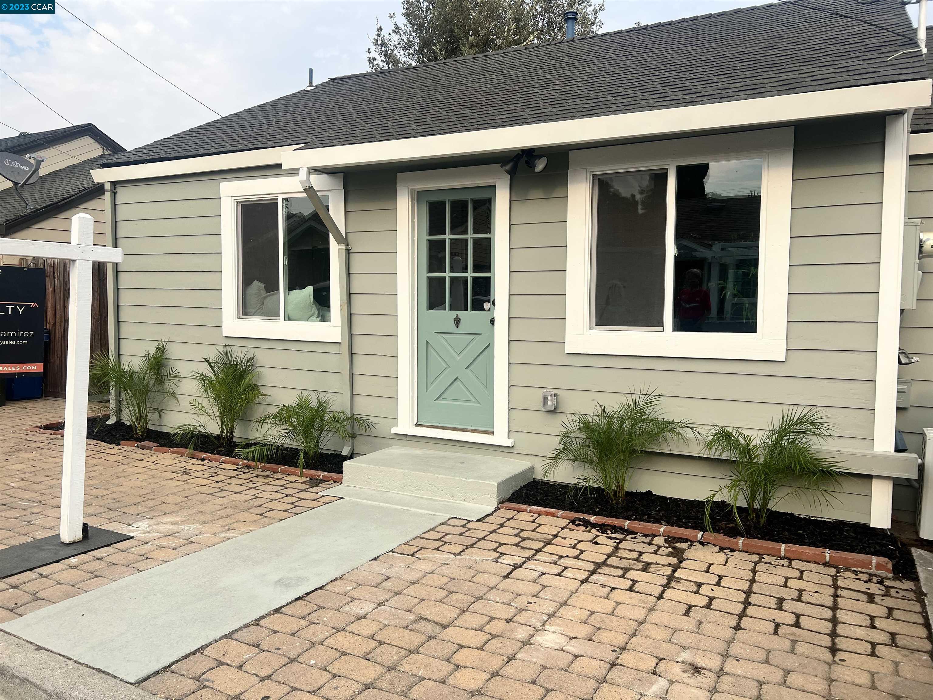 Detail Gallery Image 1 of 1 For 7 Helmuth Ln, Antioch,  CA 94509 - 3 Beds | 1 Baths