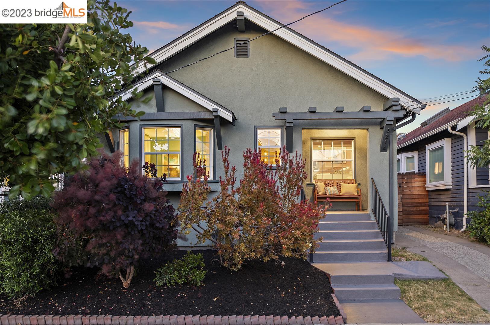 Detail Gallery Image 1 of 1 For 6214 Baker St, Oakland,  CA 94608 - 3 Beds | 2 Baths