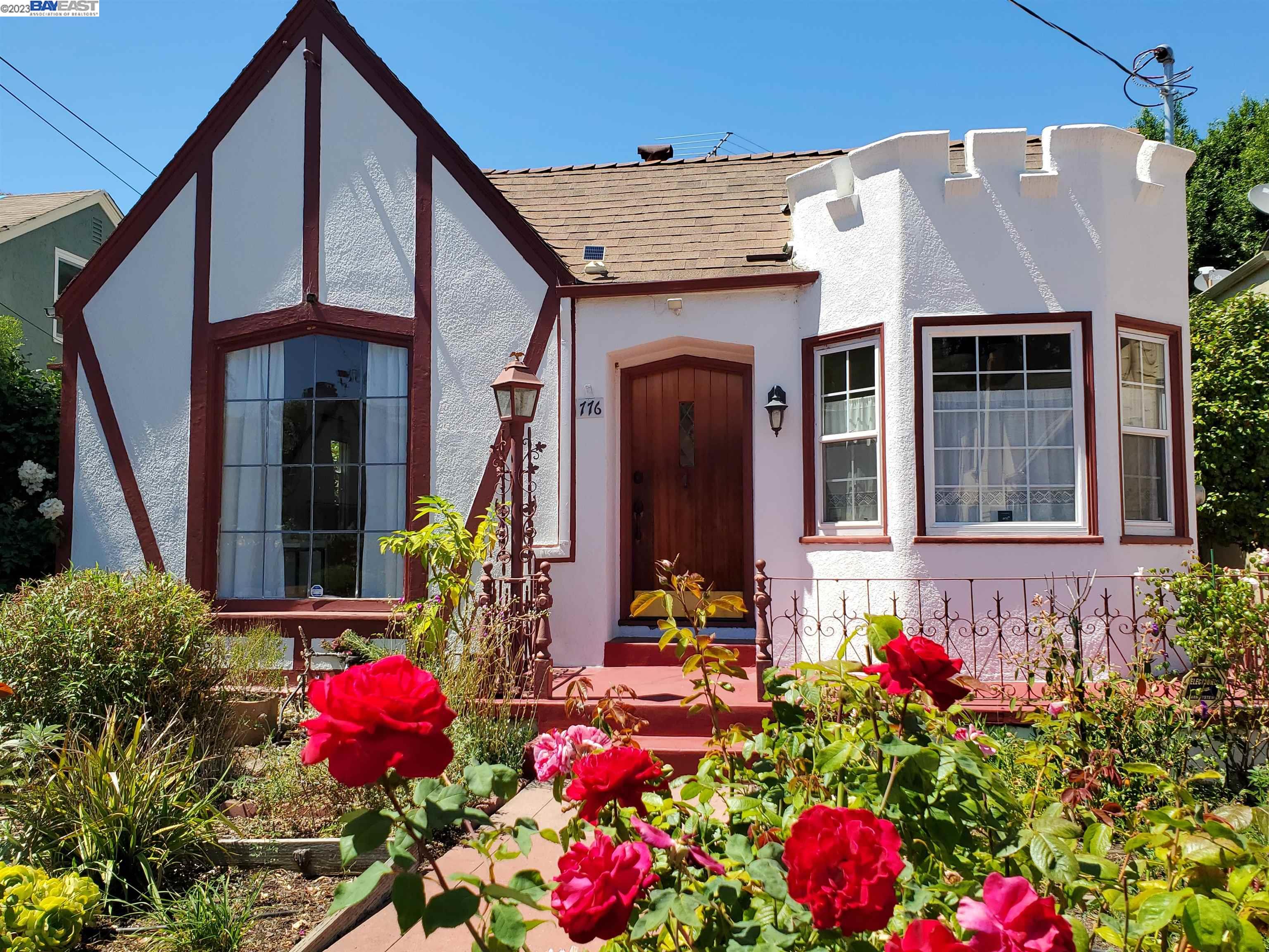 Detail Gallery Image 1 of 1 For 776 Pinedale Ct, Hayward,  CA 94544 - 3 Beds | 2/1 Baths