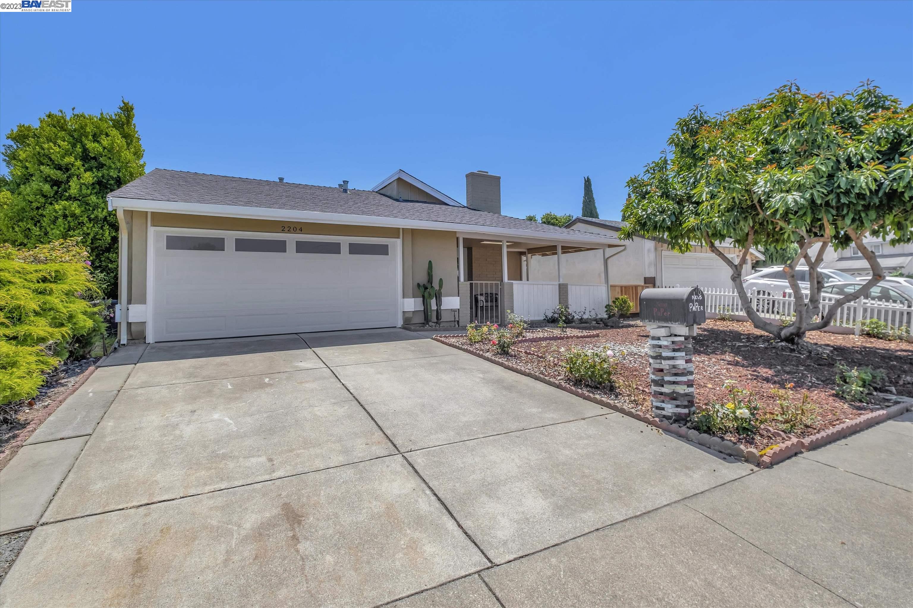 Detail Gallery Image 1 of 1 For 2204 Grouse Way, Union City,  CA 94587 - 3 Beds | 2 Baths
