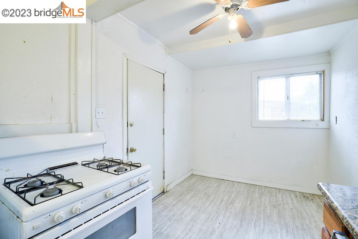 Detail Gallery Image 14 of 36 For 6408 Flora Street, Oakland,  CA 94621-3820 - 2 Beds | 1 Baths