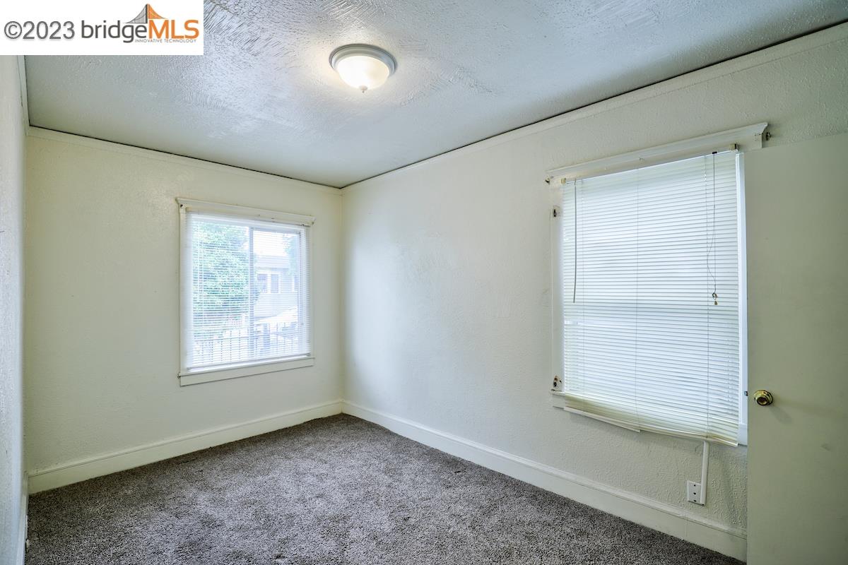 Detail Gallery Image 18 of 36 For 6408 Flora Street, Oakland,  CA 94621-3820 - 2 Beds | 1 Baths