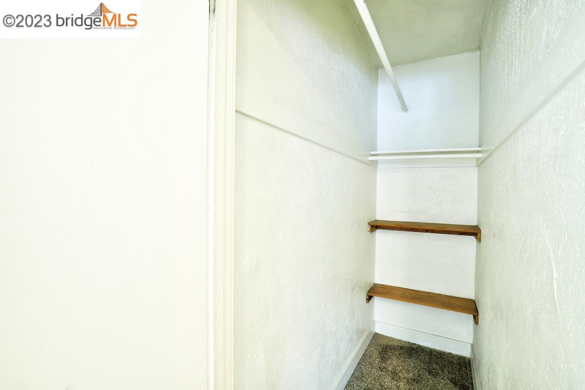 Detail Gallery Image 21 of 36 For 6408 Flora Street, Oakland,  CA 94621-3820 - 2 Beds | 1 Baths