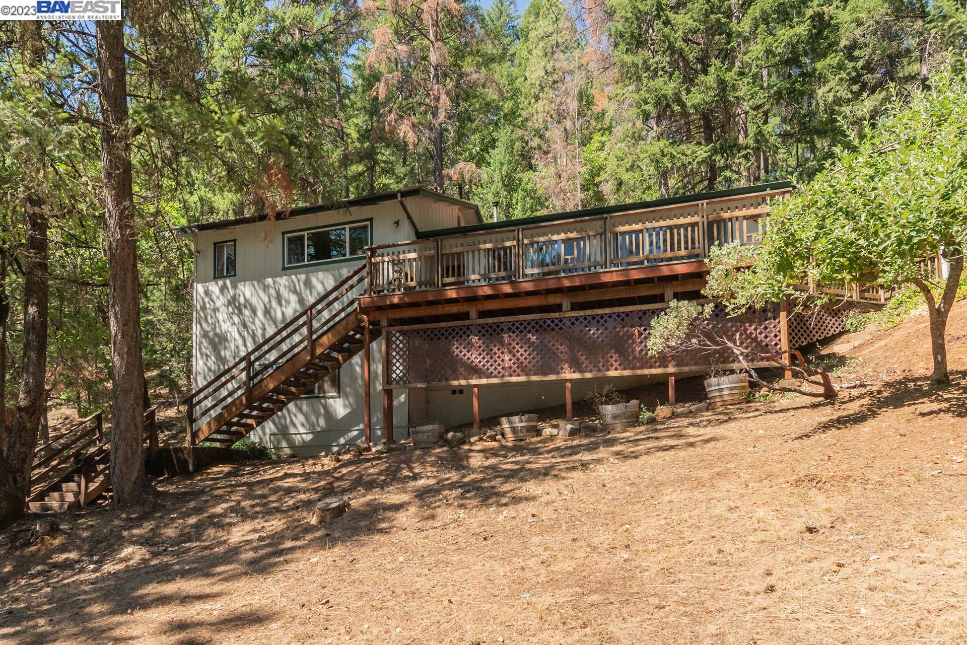Detail Gallery Image 1 of 1 For 671 Timber Ridge, Weaverville,  CA 96093 - 2 Beds | 2 Baths