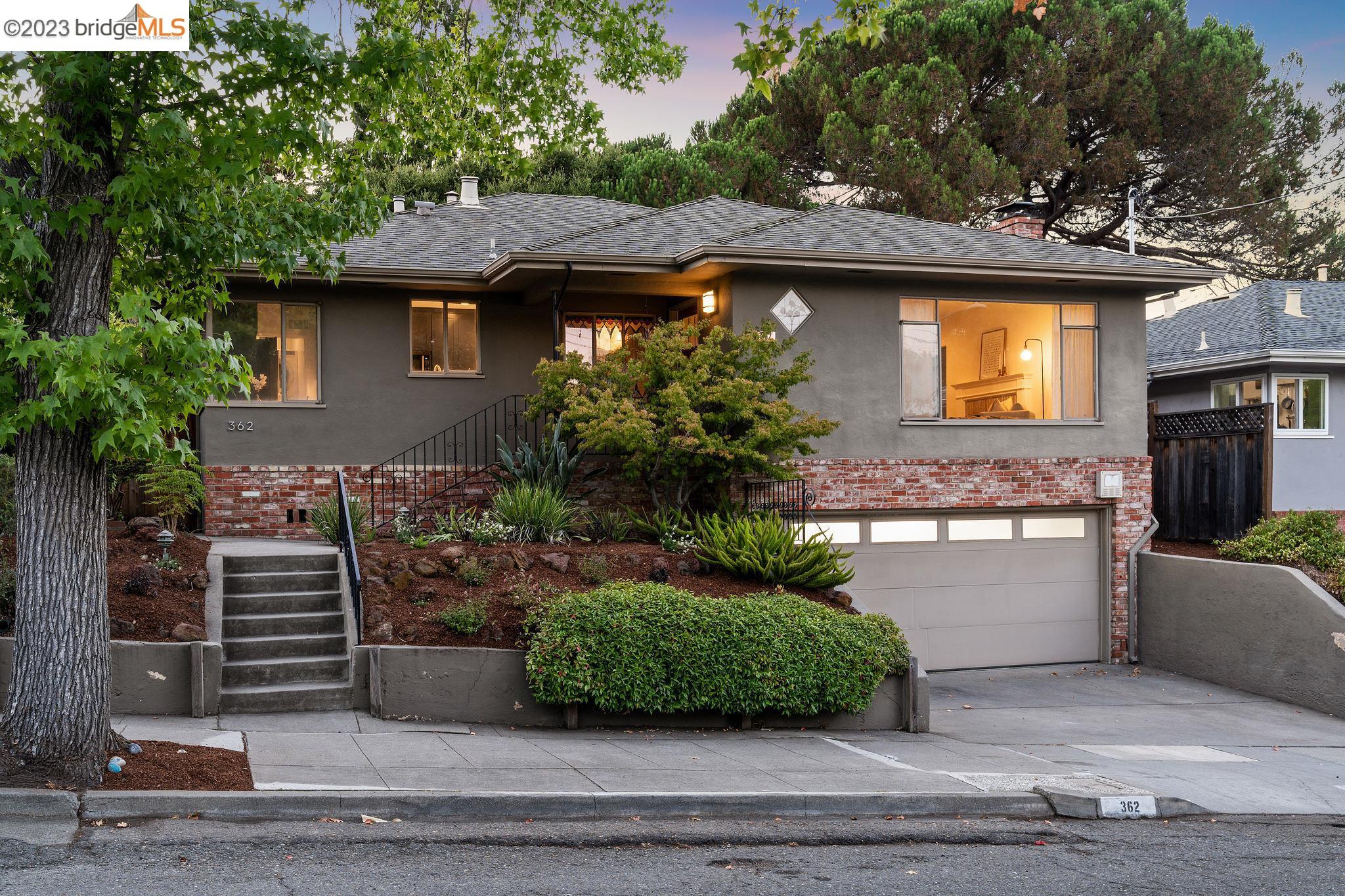 Detail Gallery Image 1 of 1 For 362 Marlow Dr, Oakland,  CA 94605 - 3 Beds | 2 Baths
