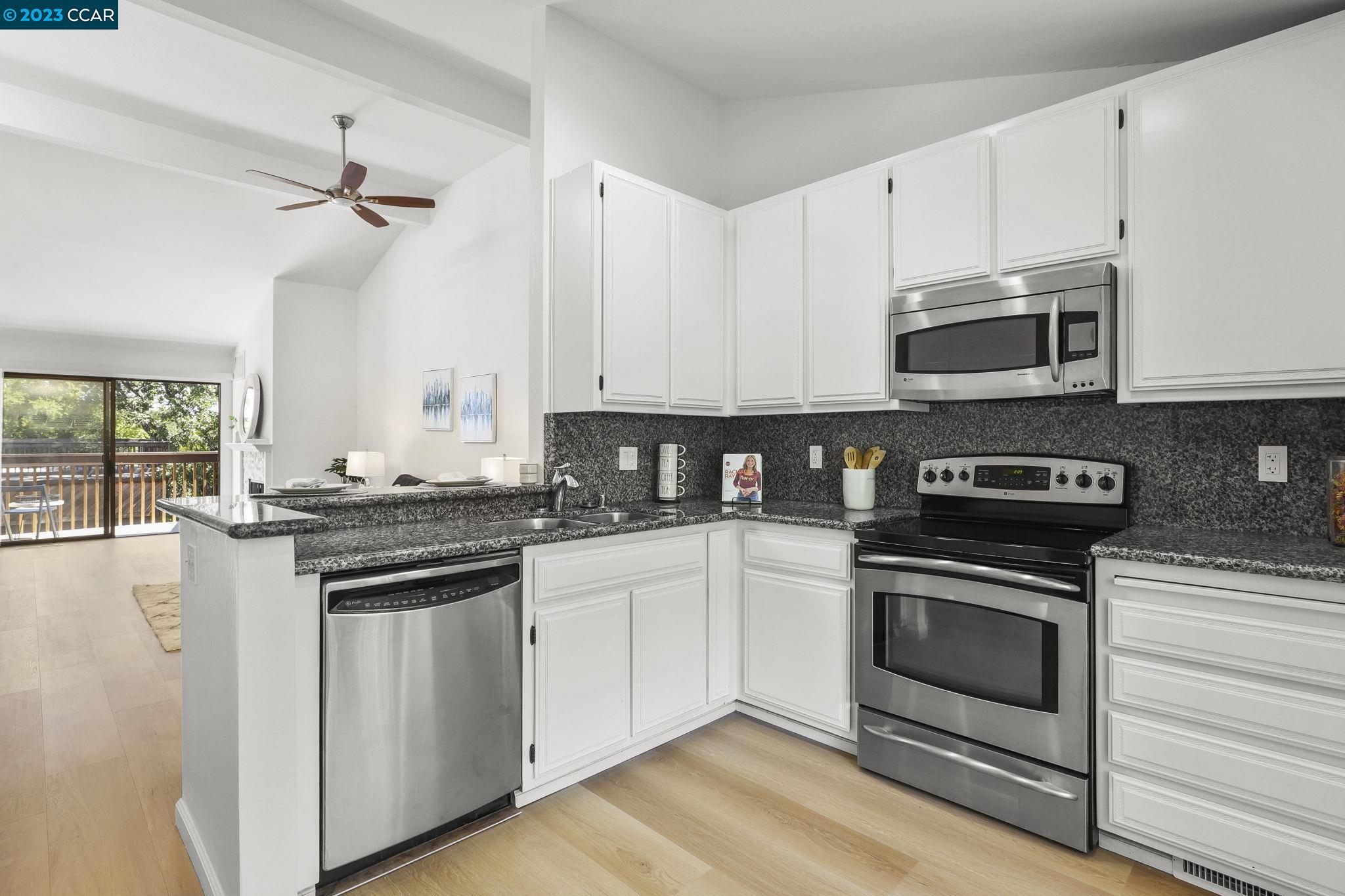 Photo #6: 41034761 Listing 