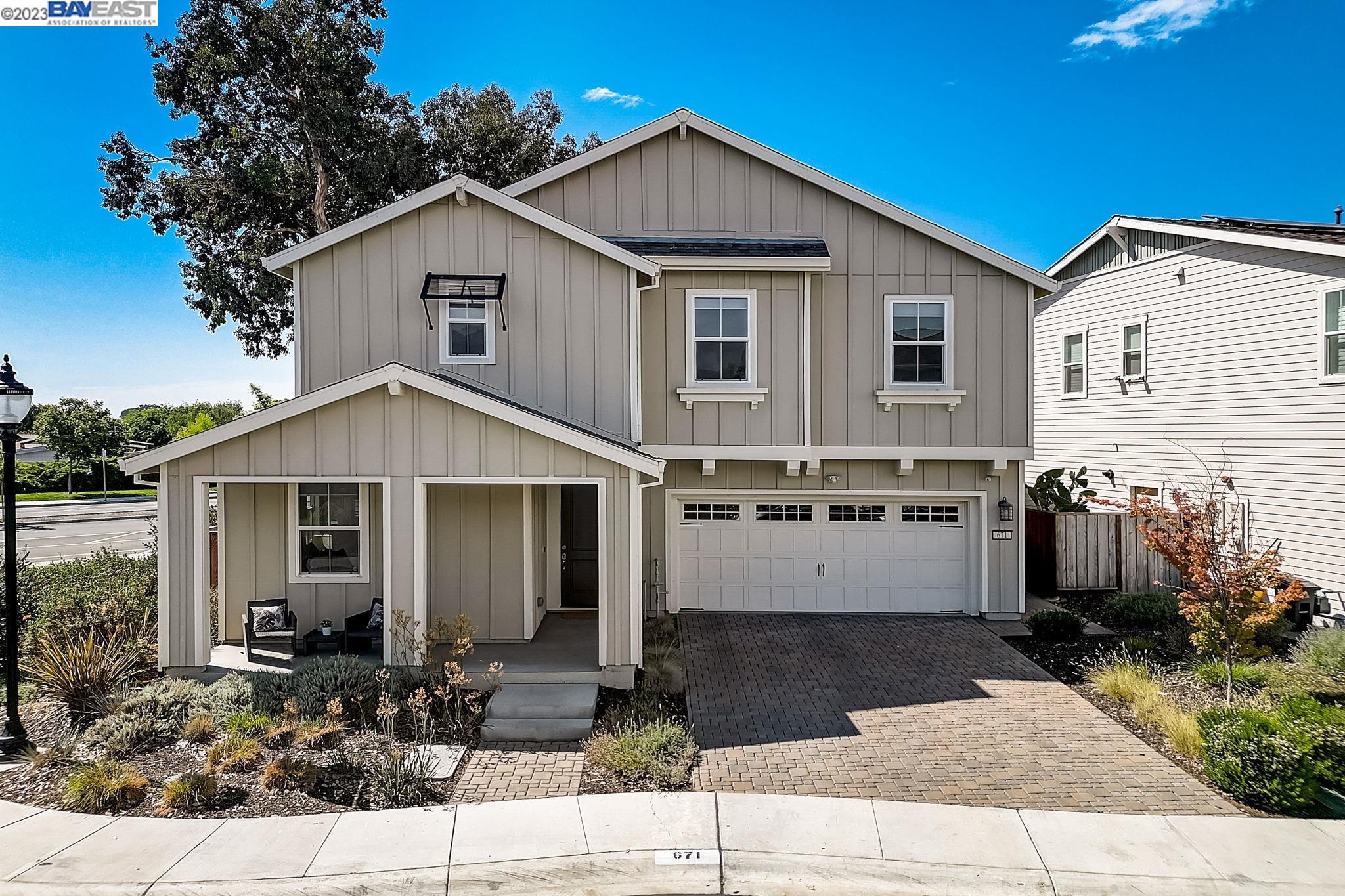 Detail Gallery Image 1 of 1 For 671 Toomey Ter, Hayward,  CA 94544 - 5 Beds | 3 Baths