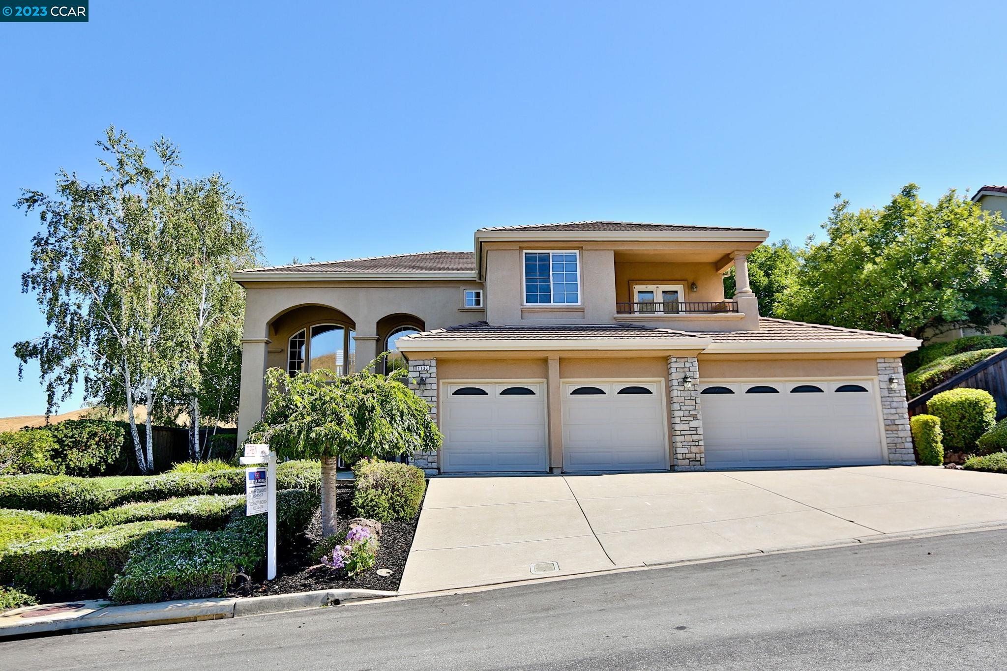 Detail Gallery Image 1 of 1 For 1133 Peacock Creek Dr, Clayton,  CA 94517 - 4 Beds | 3/1 Baths