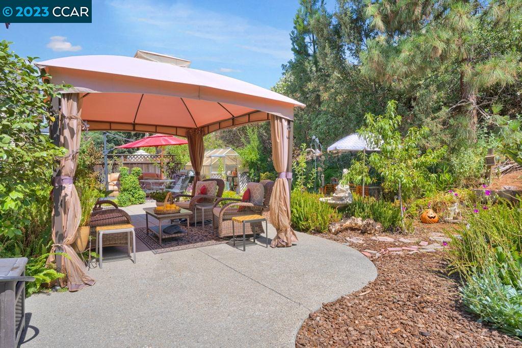 Detail Gallery Image 1 of 1 For 2915 Sunflower Dr, Antioch,  CA 94531 - 5 Beds | 2/1 Baths