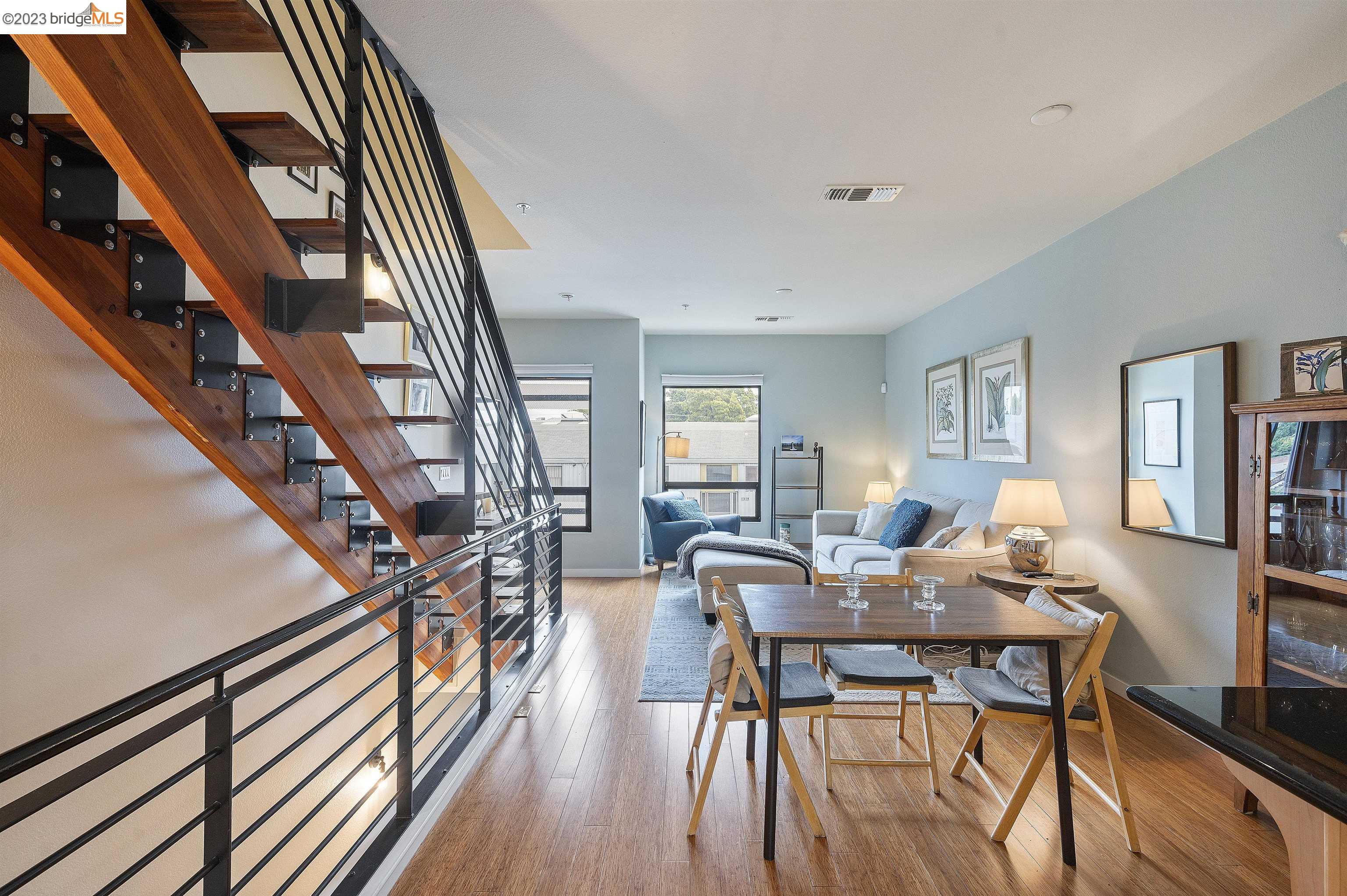 Photo #5: 41035145 Listing 