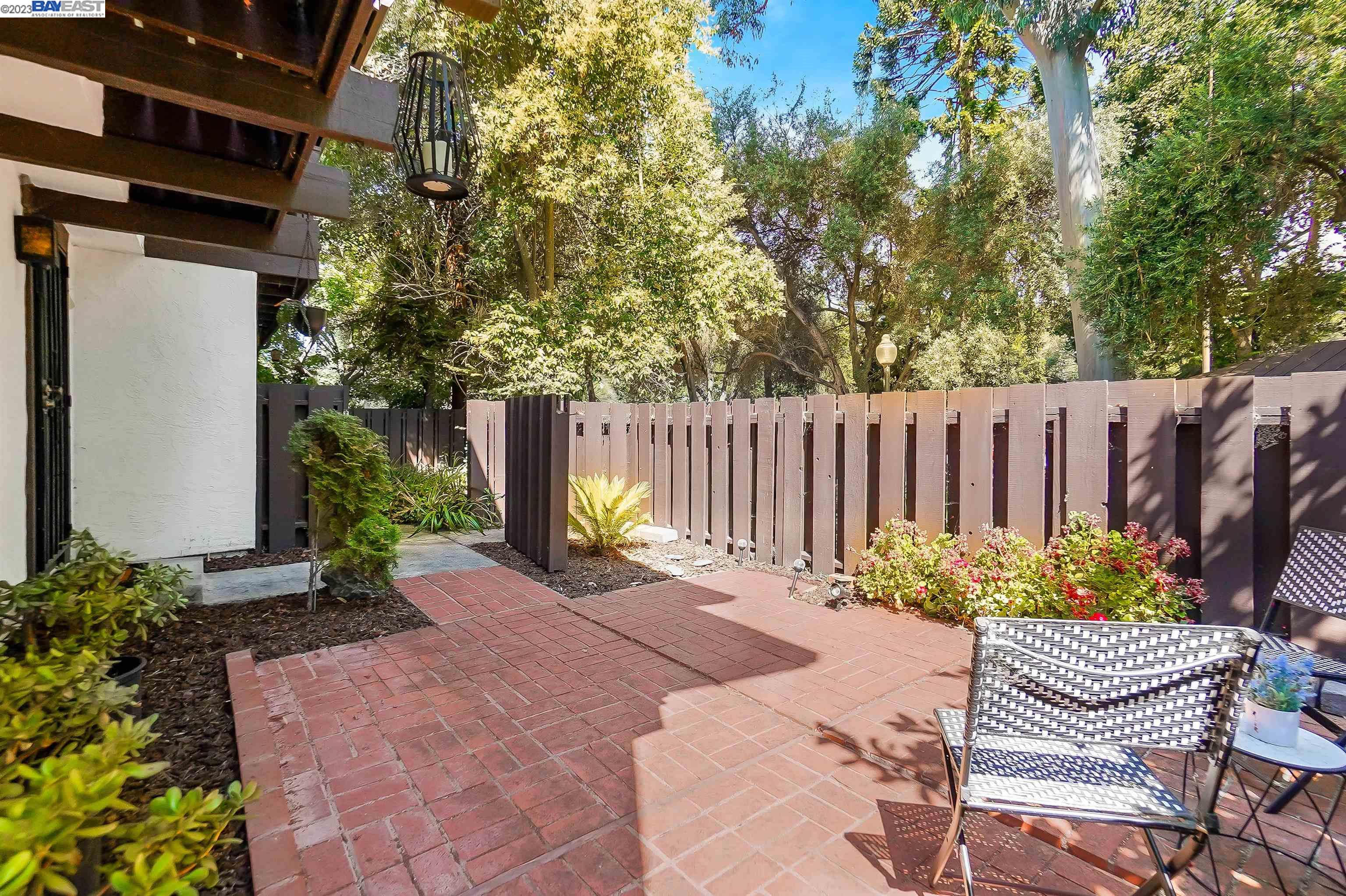 Photo #4: 41035315 Listing 