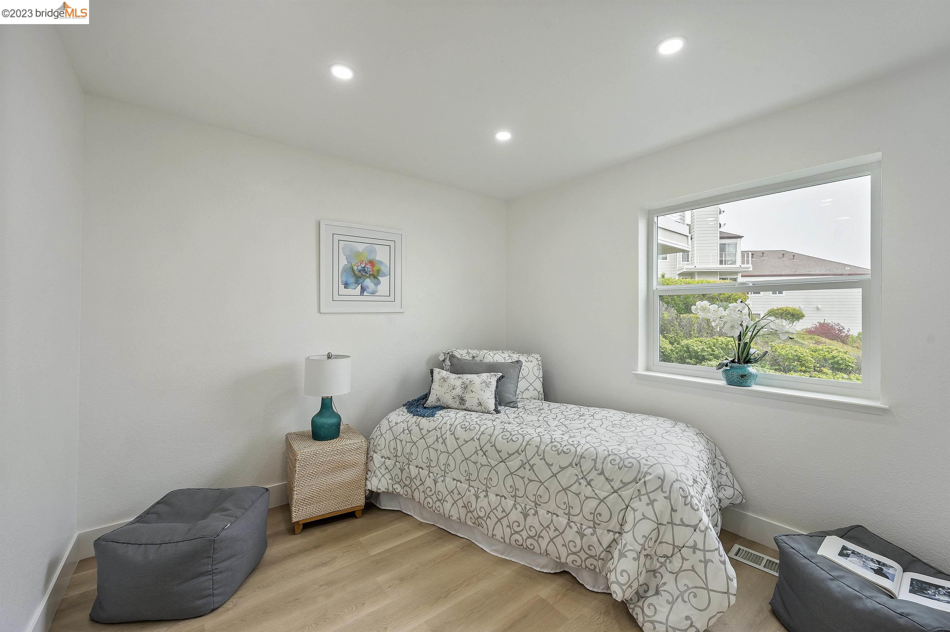Detail Gallery Image 37 of 49 For 535 Mountain View Dr #5,  Daly City,  CA 94014 - 3 Beds | 2 Baths