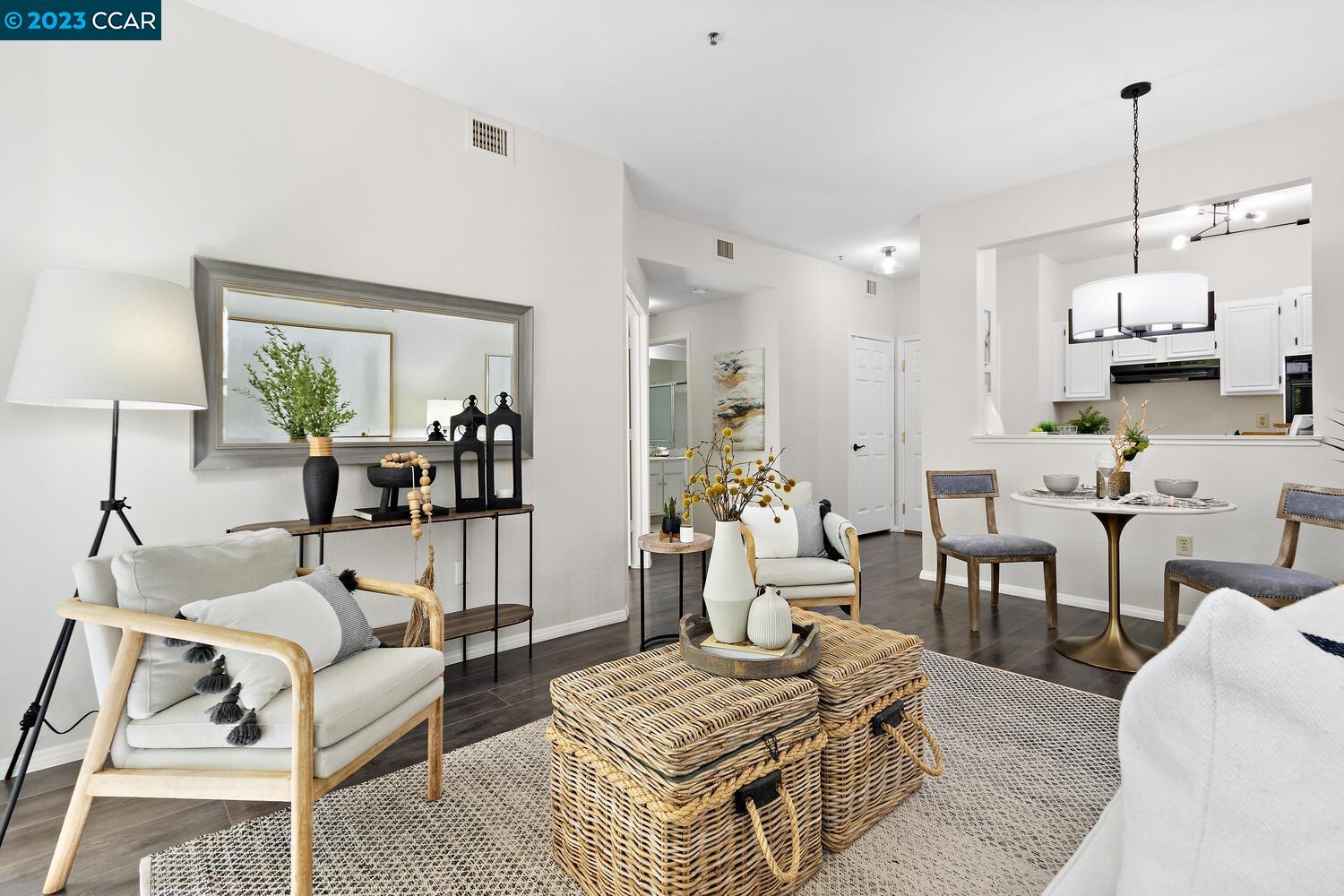 Photo #6: 41035443 Listing 