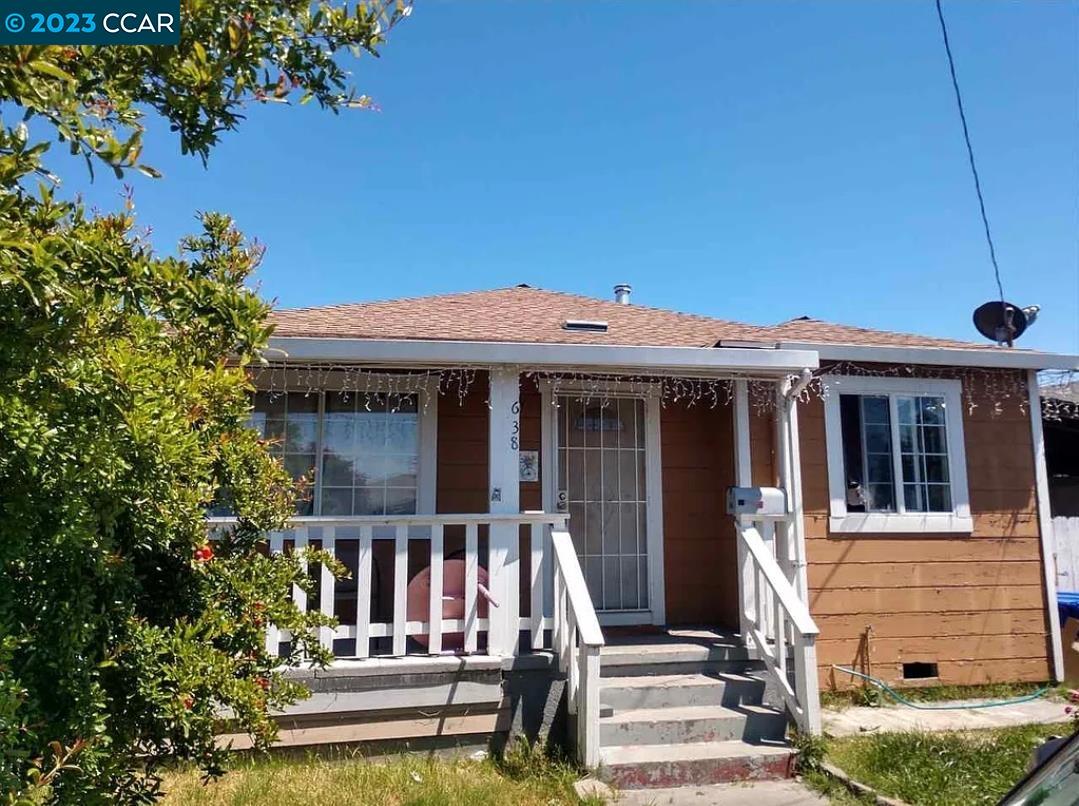 Detail Gallery Image 1 of 1 For 638 12th St, Richmond,  CA 94801 - 3 Beds | 1 Baths