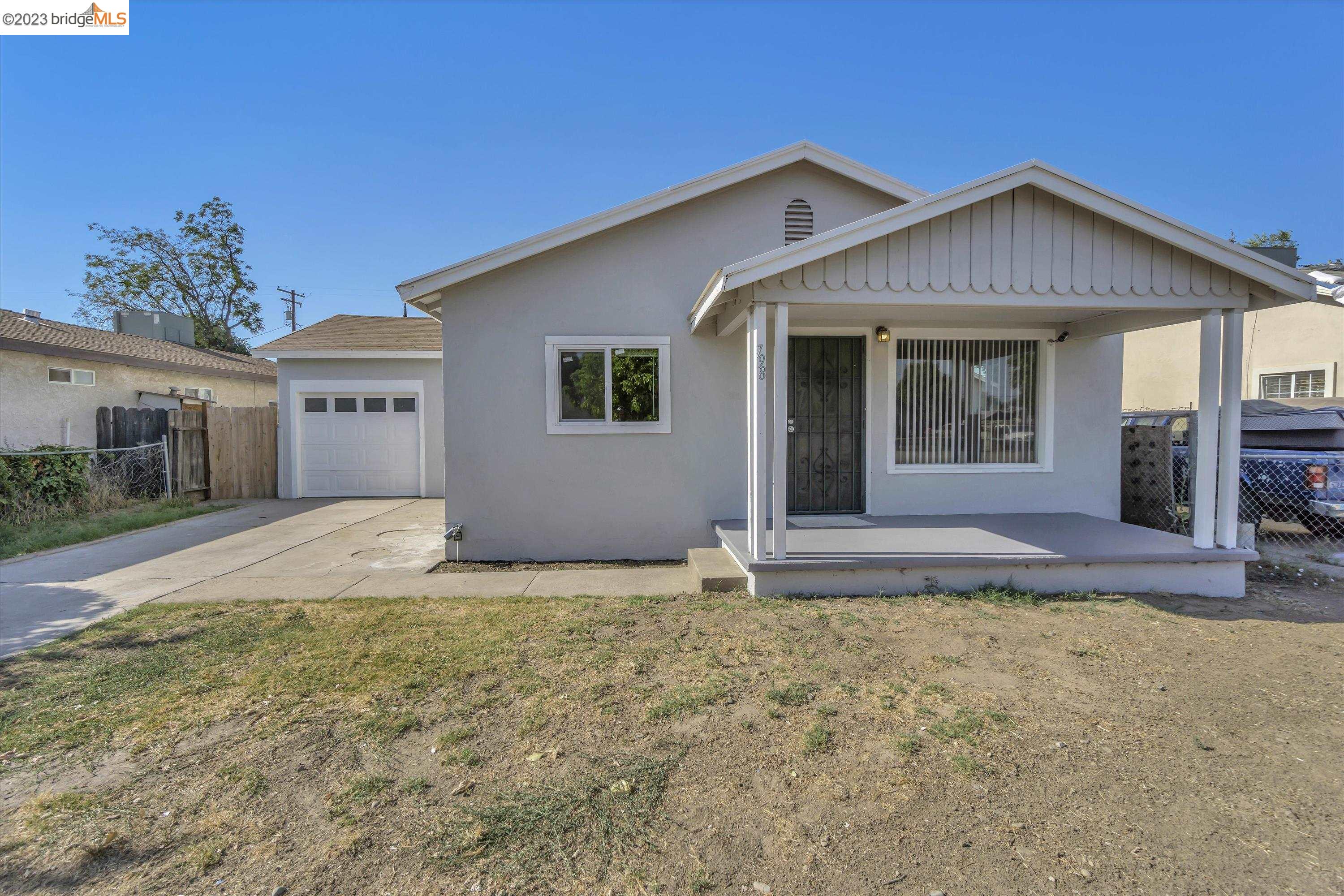 Detail Gallery Image 1 of 1 For 796 Atlantic Dr, Modesto,  CA 95358 - 4 Beds | 2 Baths