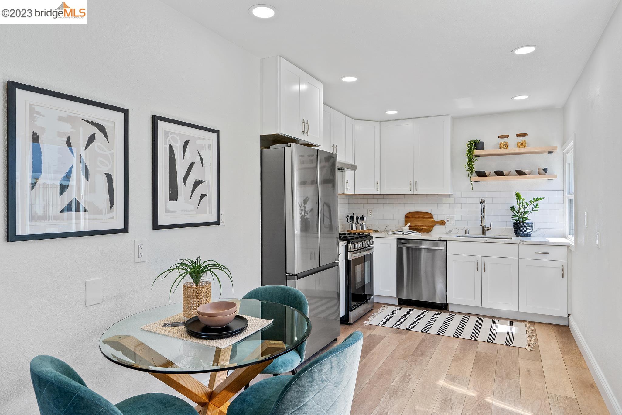 Detail Gallery Image 1 of 1 For 2540 26th Ave, Oakland,  CA 94601 - 3 Beds | 2 Baths