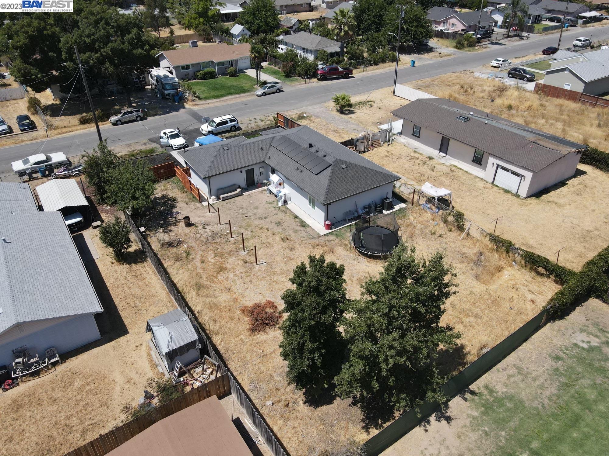 Detail Gallery Image 1 of 1 For 4317 College Way, Olivehurst,  CA 95961 - 4 Beds | 2 Baths