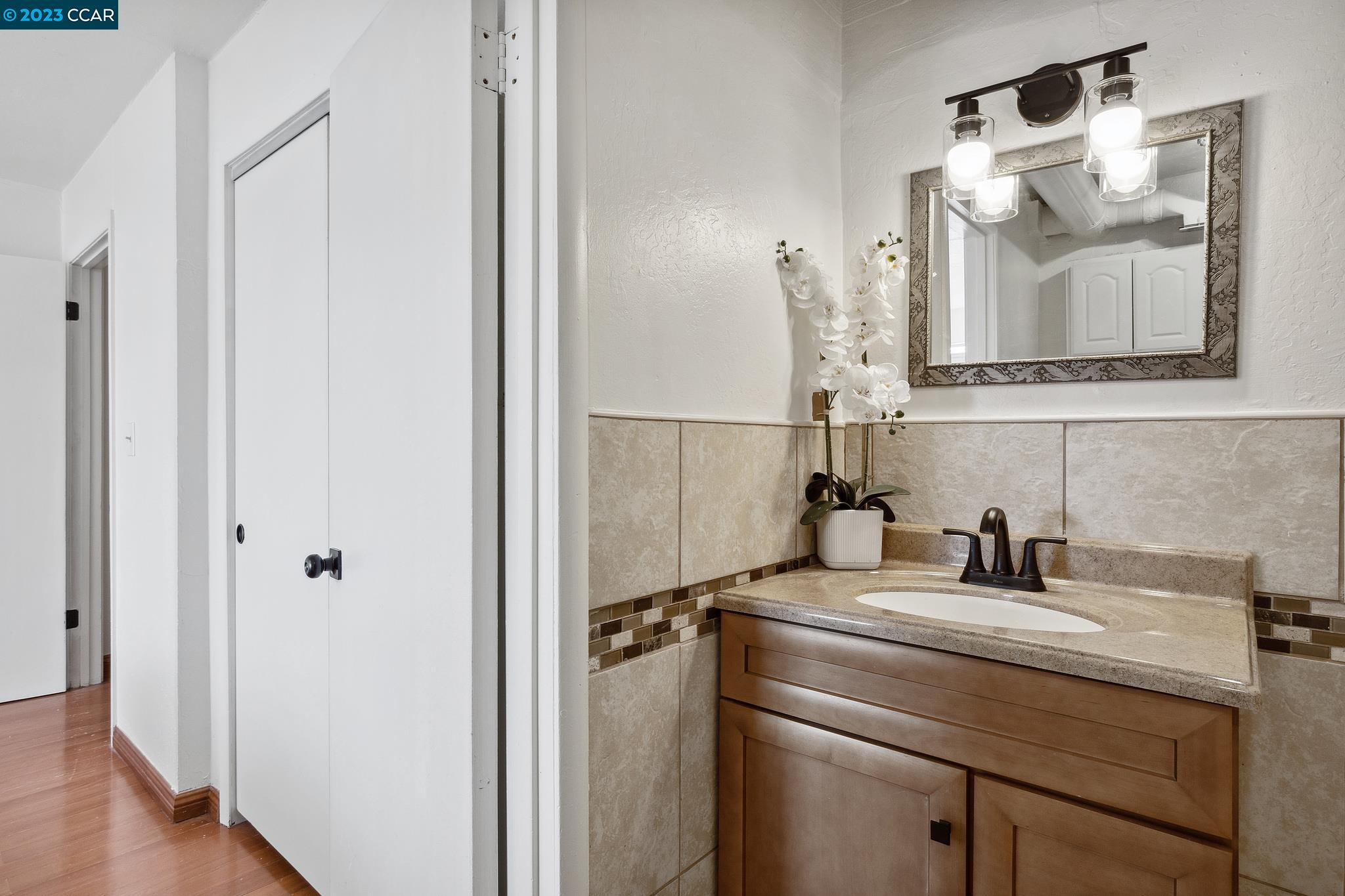 Detail Gallery Image 26 of 38 For 958 Ingerson Ave, San Francisco,  CA 94124 - 3 Beds | 3 Baths