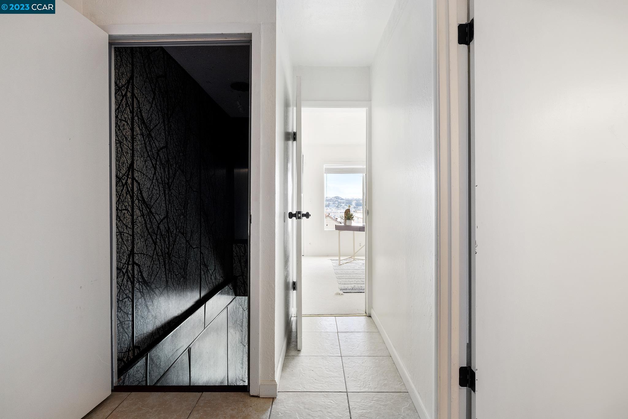Detail Gallery Image 27 of 38 For 958 Ingerson Ave, San Francisco,  CA 94124 - 3 Beds | 3 Baths