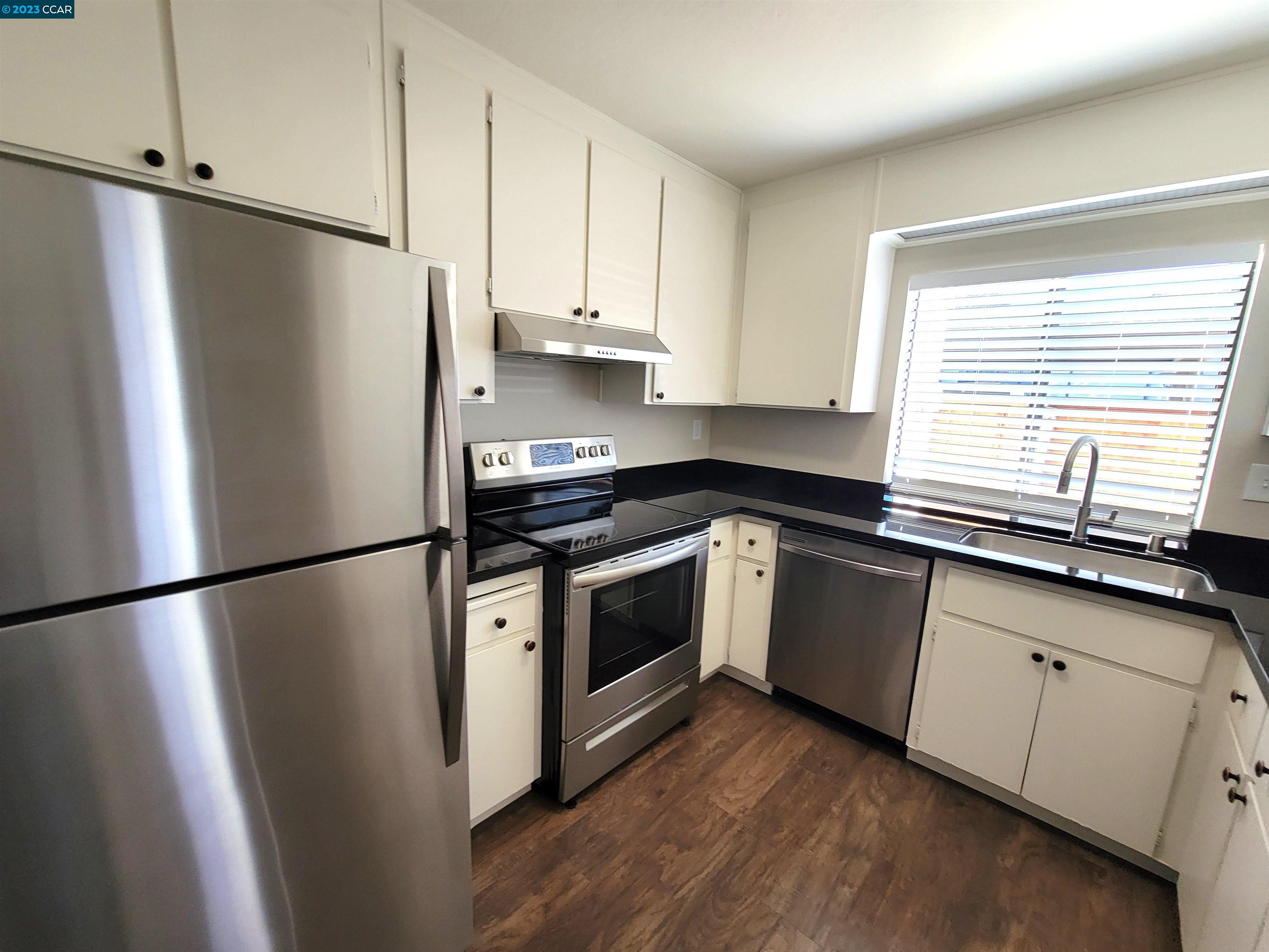 Photo #5: 41035741 Listing 