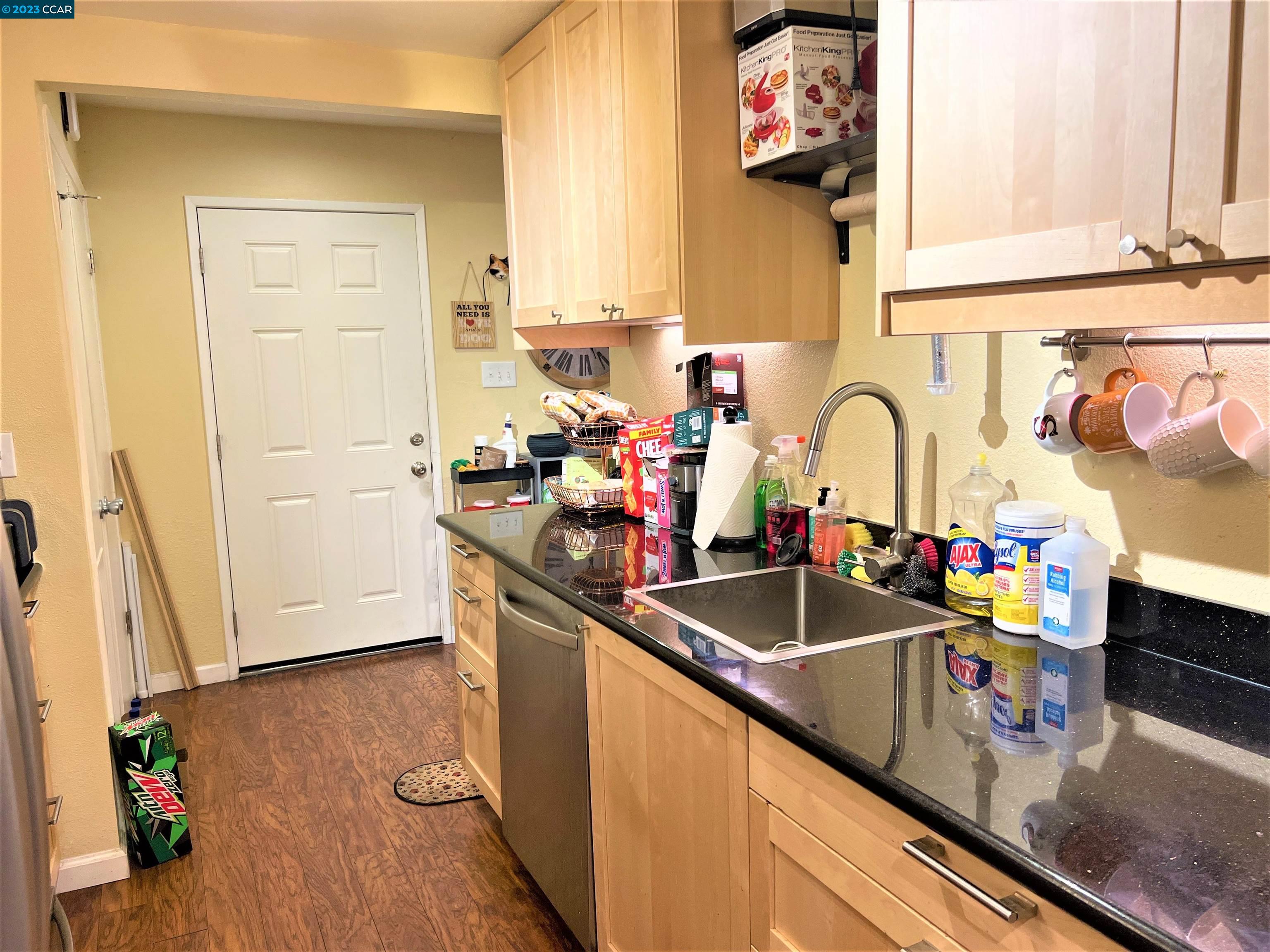 Photo #16: 41036098 Listing: Photo #16