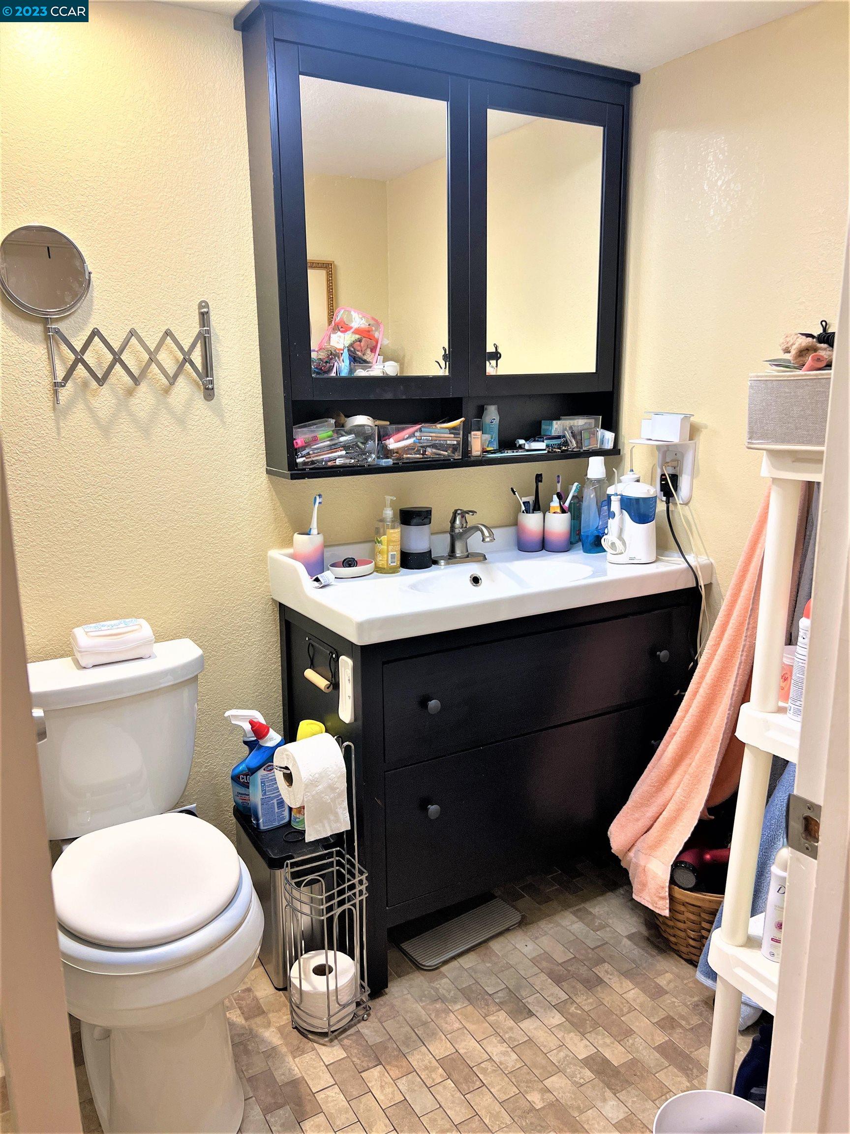 Photo #18: 41036098 Listing: Photo #18