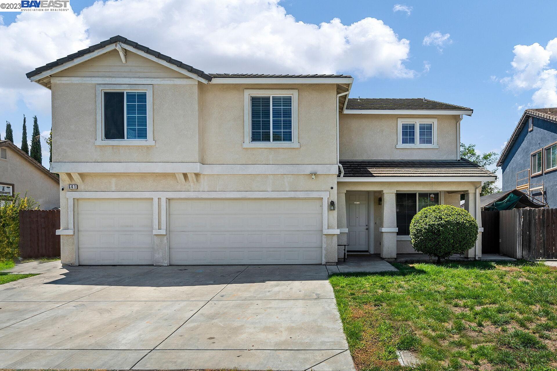 Detail Gallery Image 1 of 1 For 541 Micheletos Way, Manteca,  CA 95336 - 5 Beds | 3 Baths