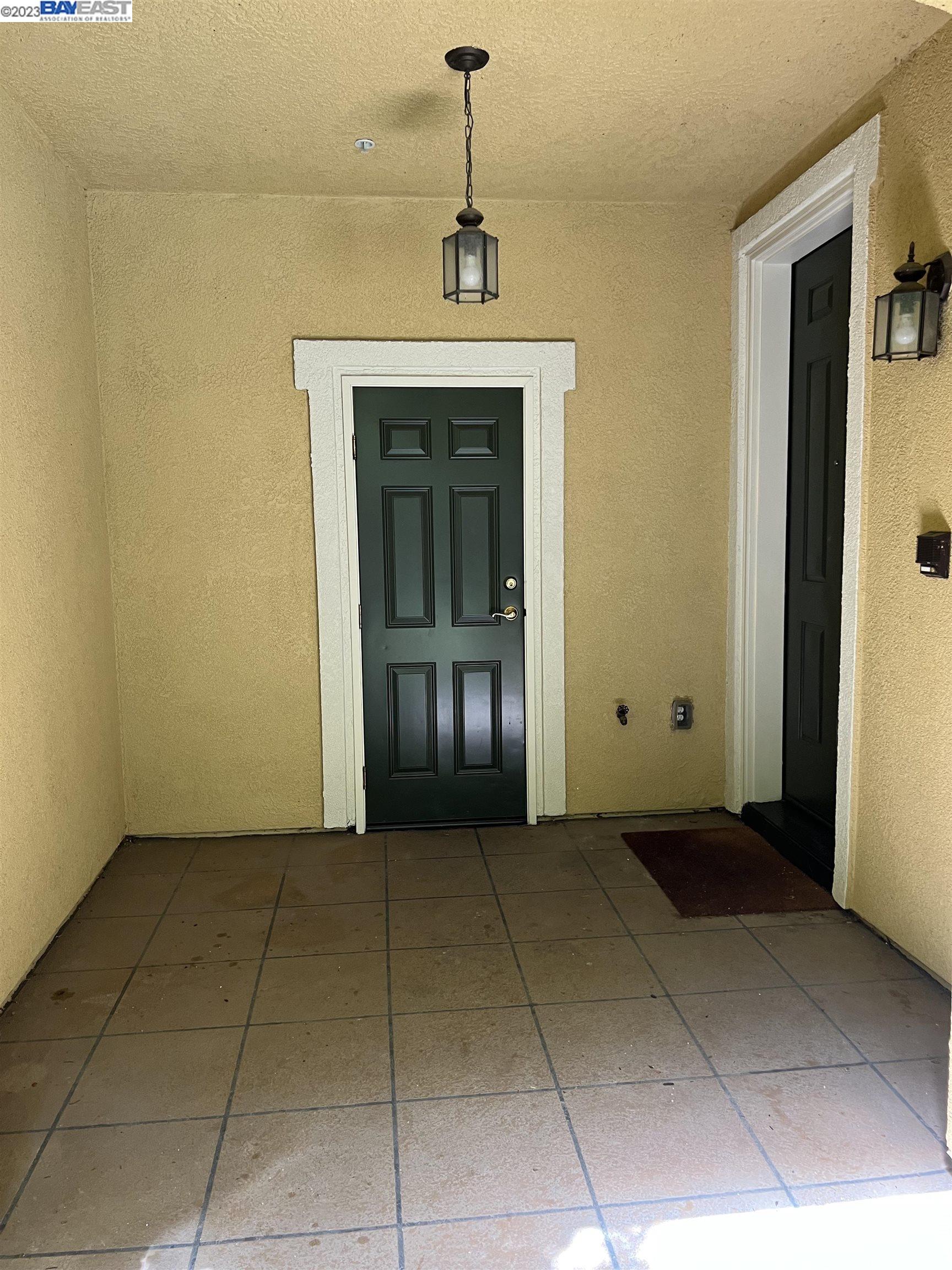 Photo #2: 41036191 Listing 