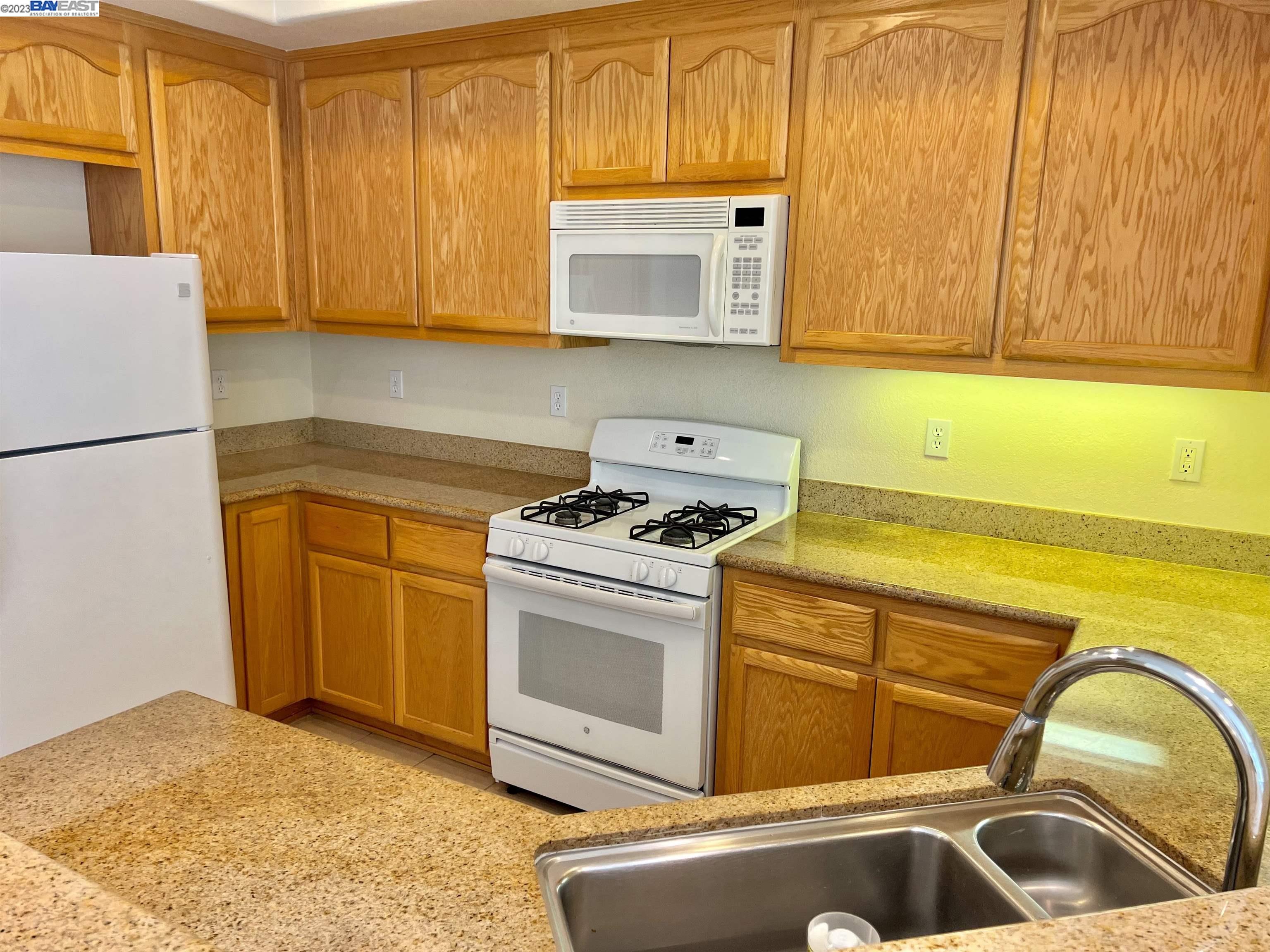 Photo #6: 41036191 Listing 