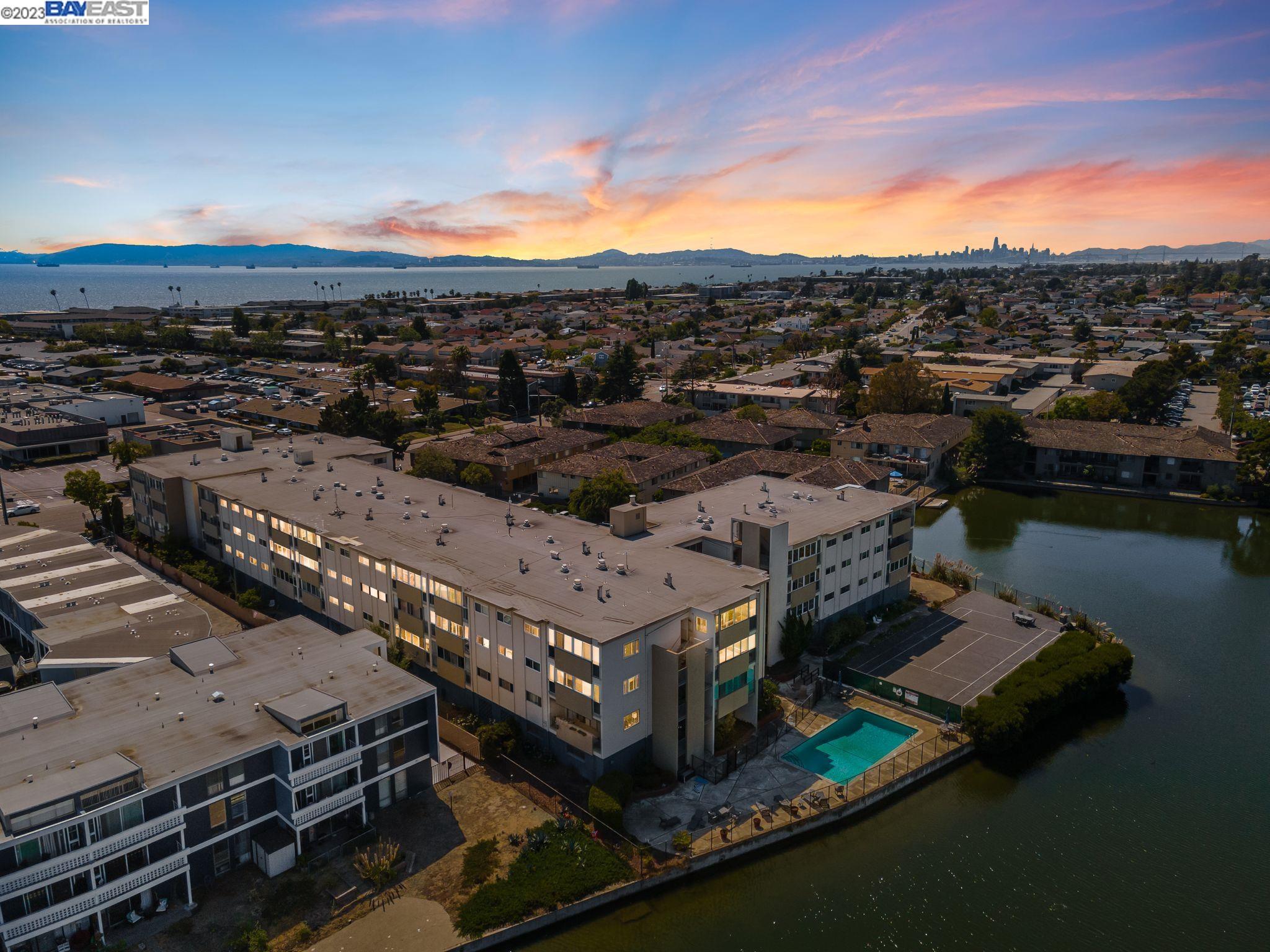 More Details about MLS # 41036259 : 2137 OTIS DR # 112