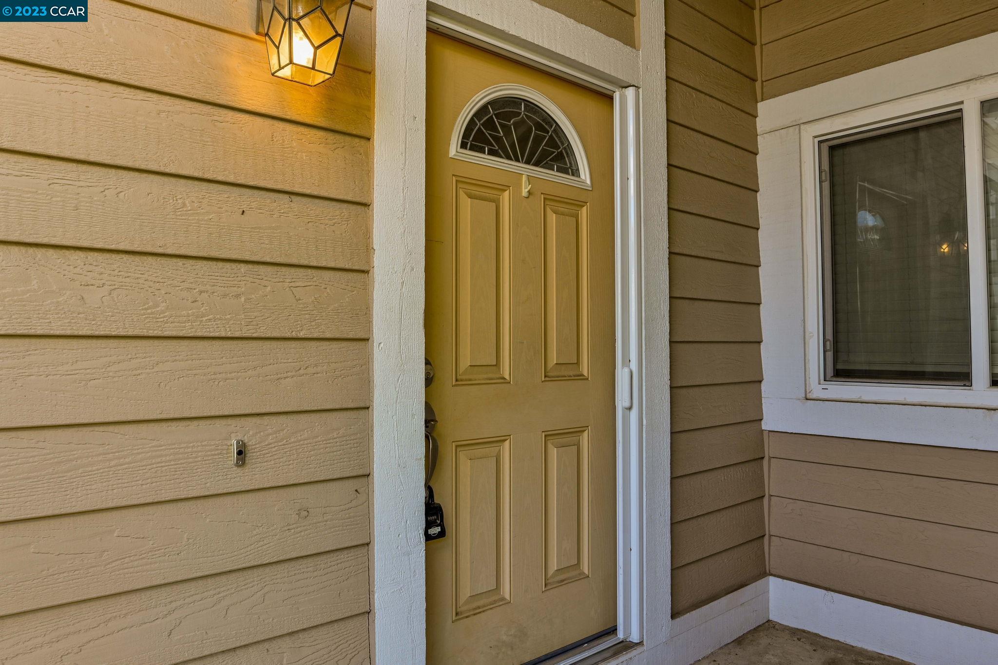 Photo #2: 41036373 Listing 