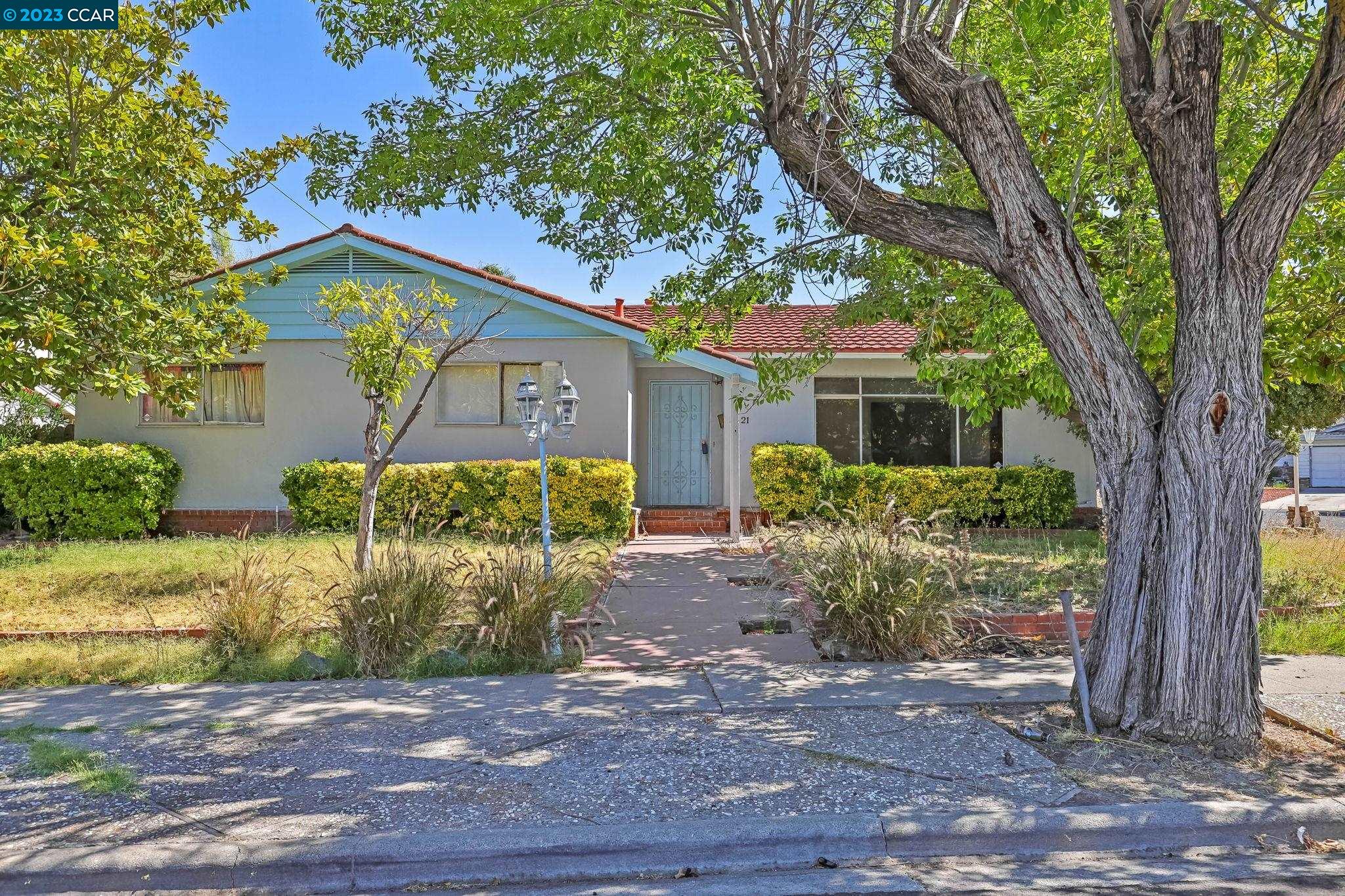 Detail Gallery Image 1 of 1 For 3421 Clayburn Rd, Antioch,  CA 94509 - 3 Beds | 2 Baths