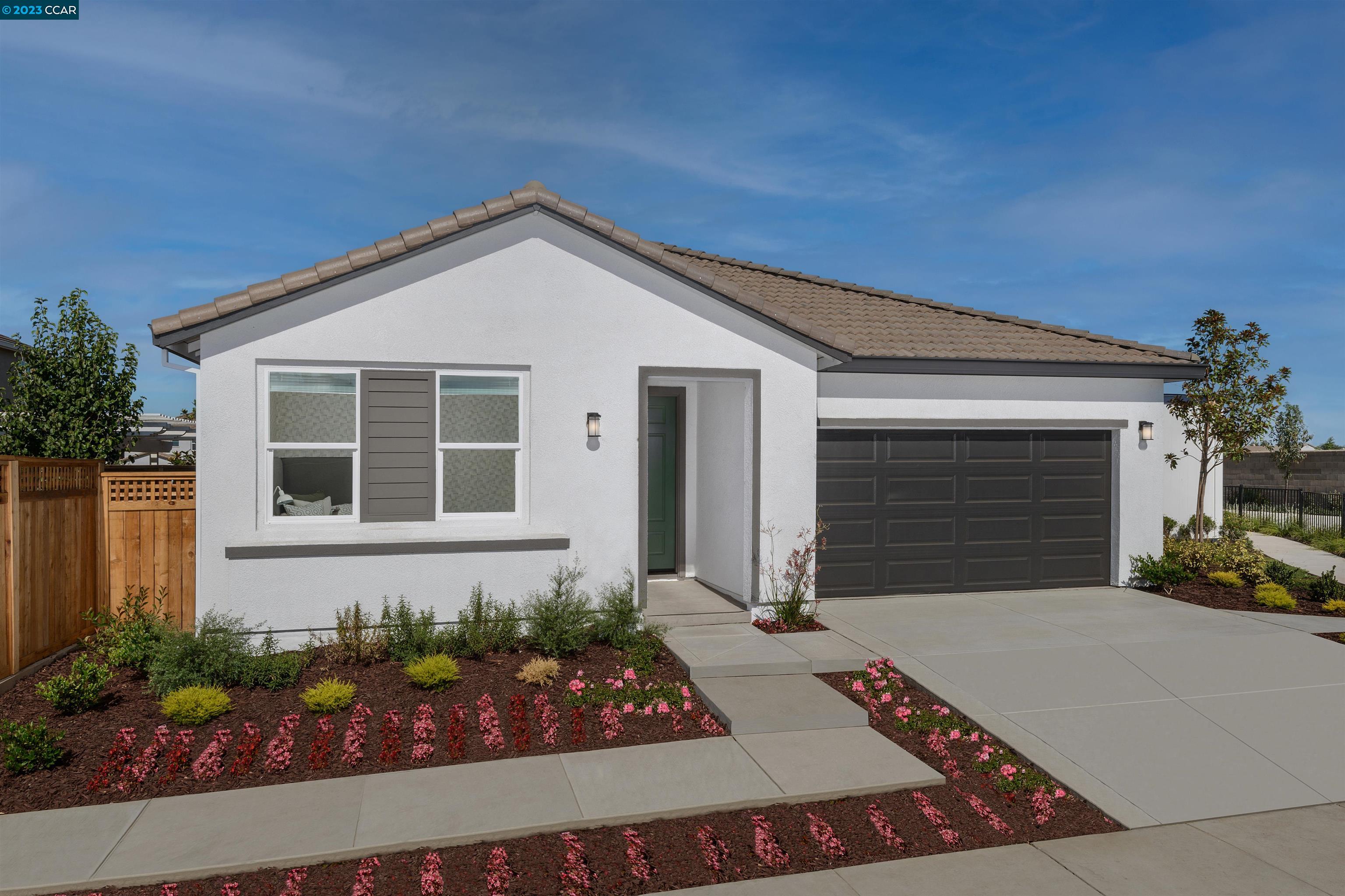 Detail Gallery Image 1 of 1 For 1809 Firebright Way, Manteca,  CA 95337 - 3 Beds | 2 Baths