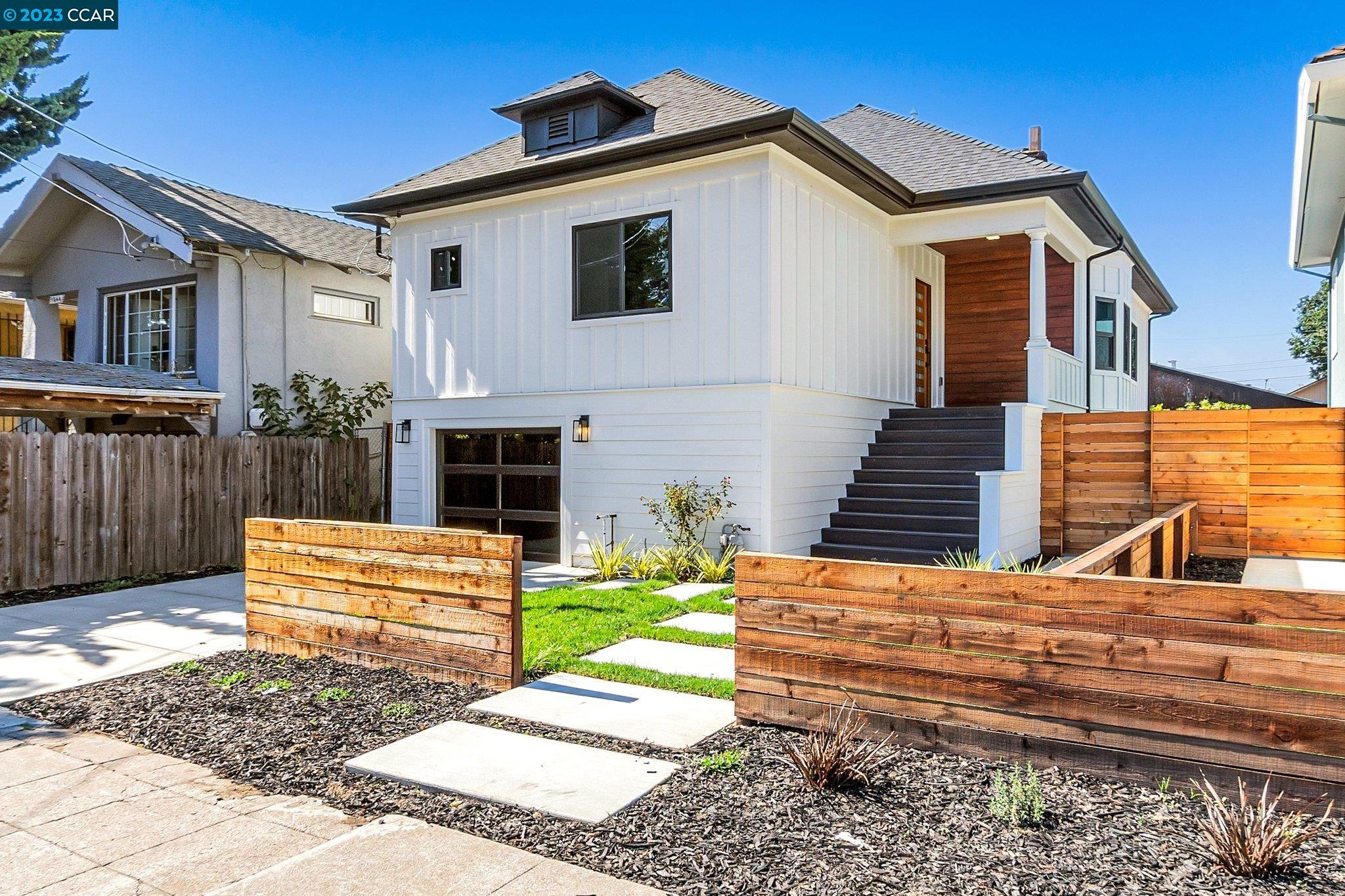 Detail Gallery Image 1 of 1 For 1042 47th Street, Emeryville,  CA 94608 - 3 Beds | 2 Baths