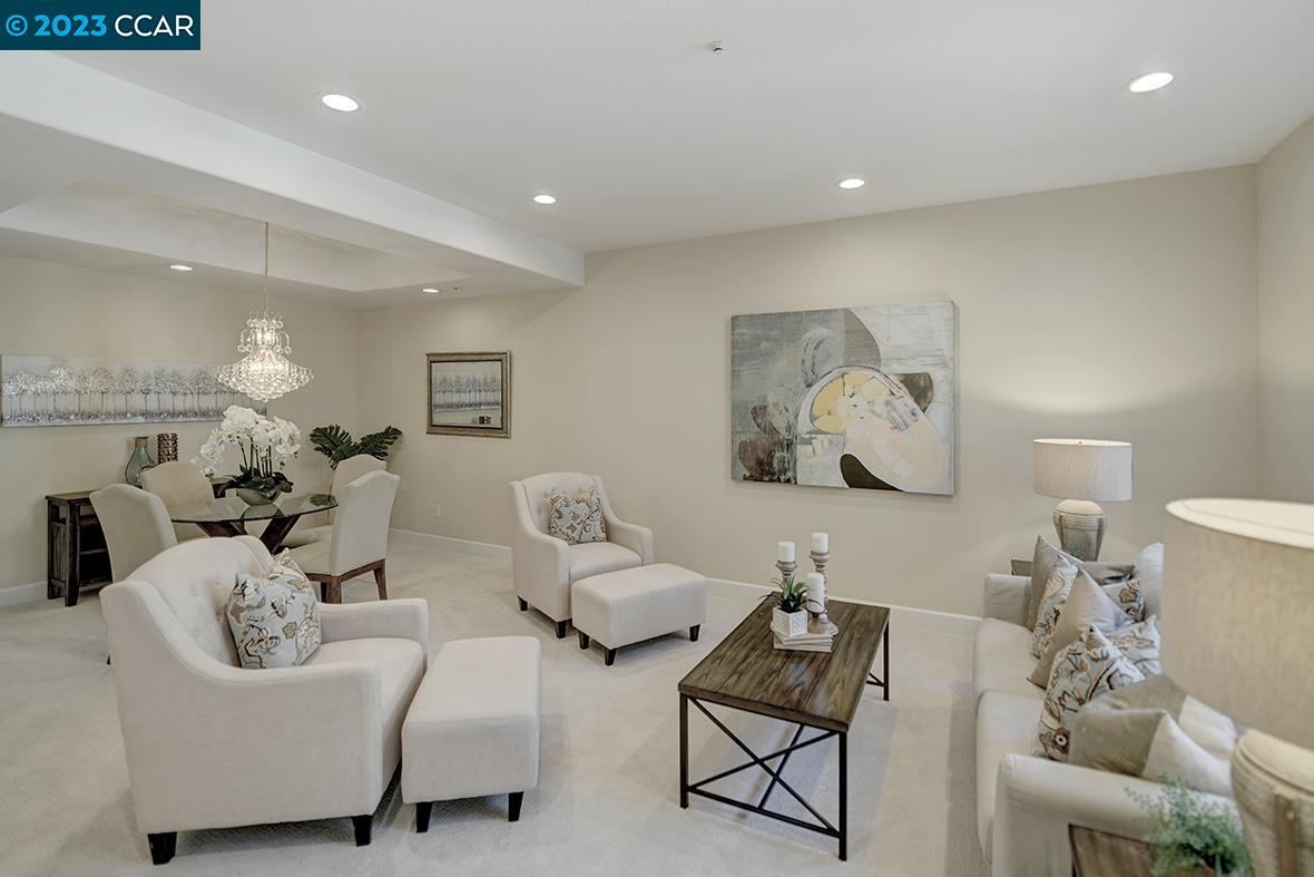 Photo #2: 41036632 Listing 