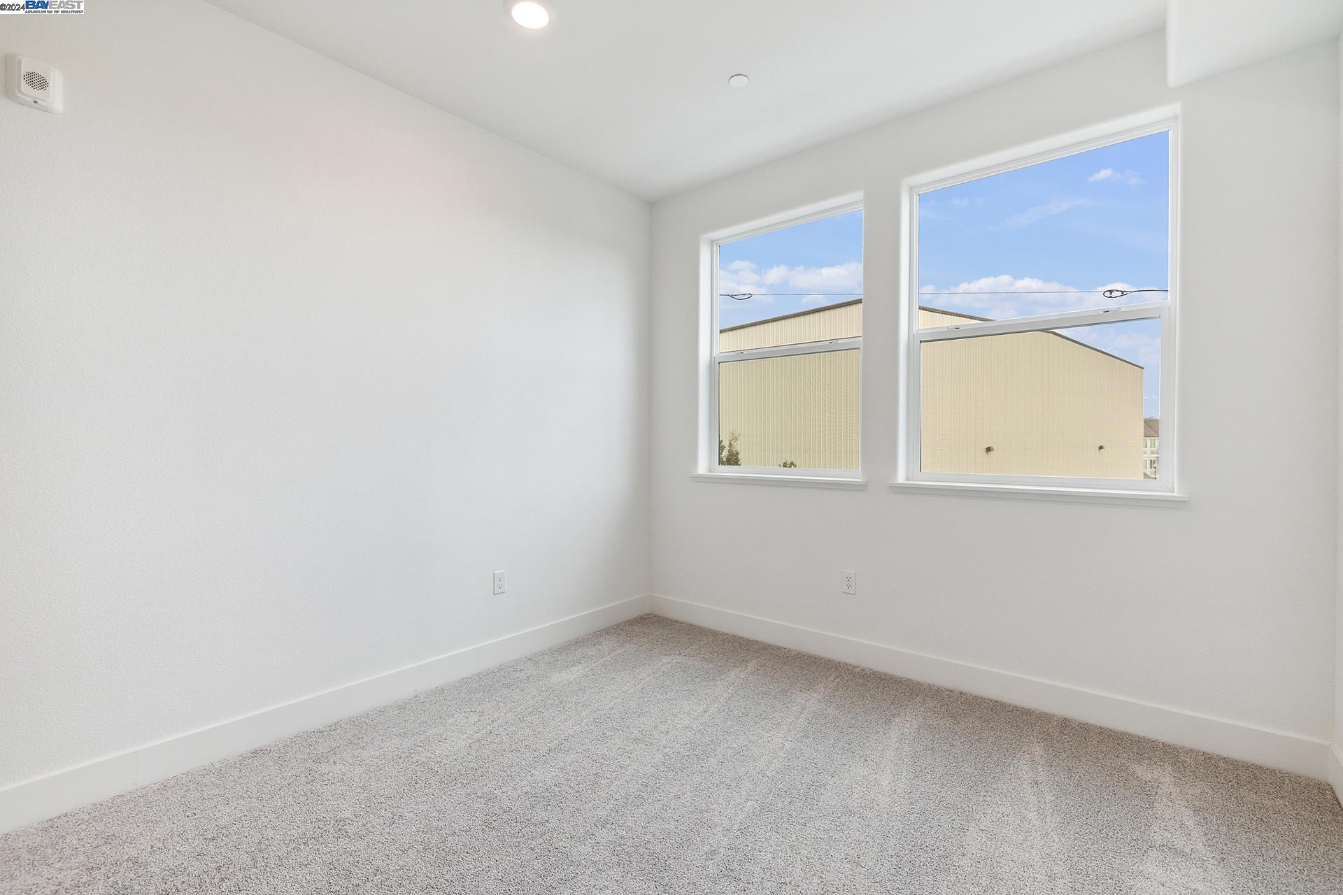 Photo #32: 41036656 Listing: Photo #32