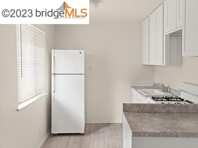 Detail Gallery Image 2 of 7 For 2925 E 19th St #1 & 6,  Oakland,  CA 94601 - 2 Beds | 1 Baths