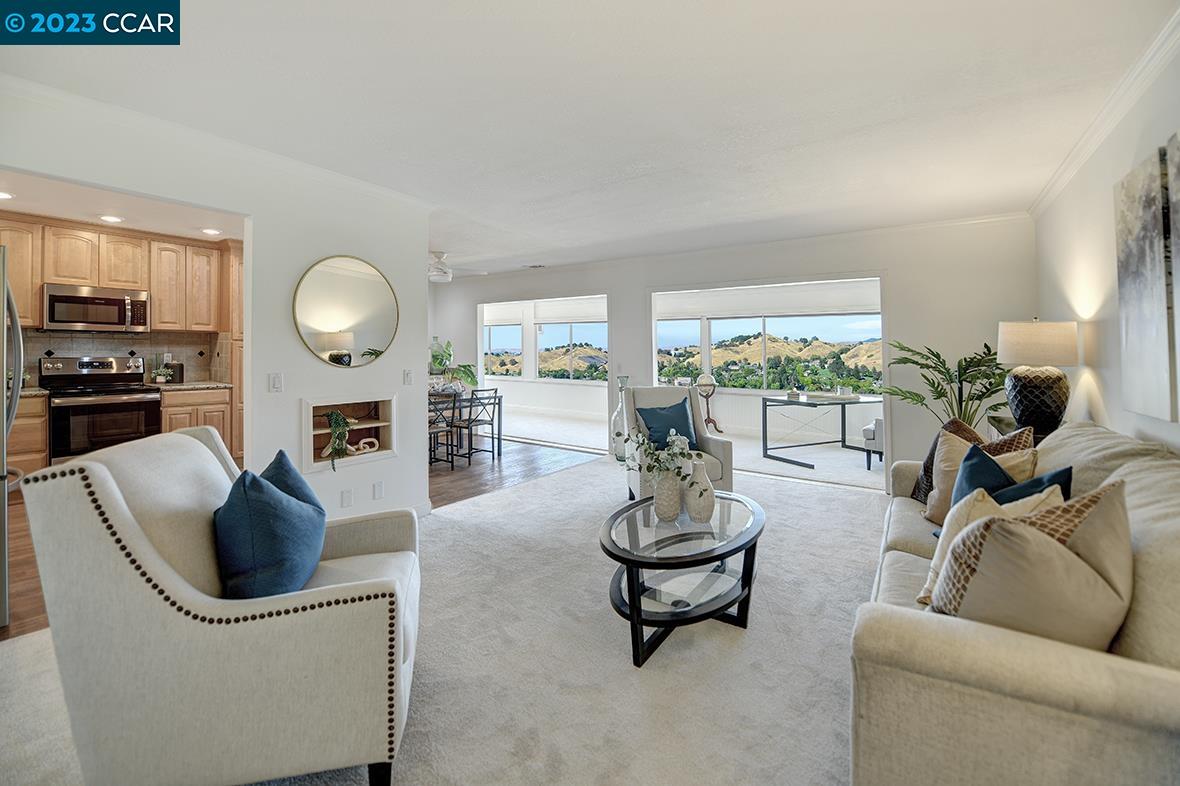 Photo #2: 41036837 Listing 