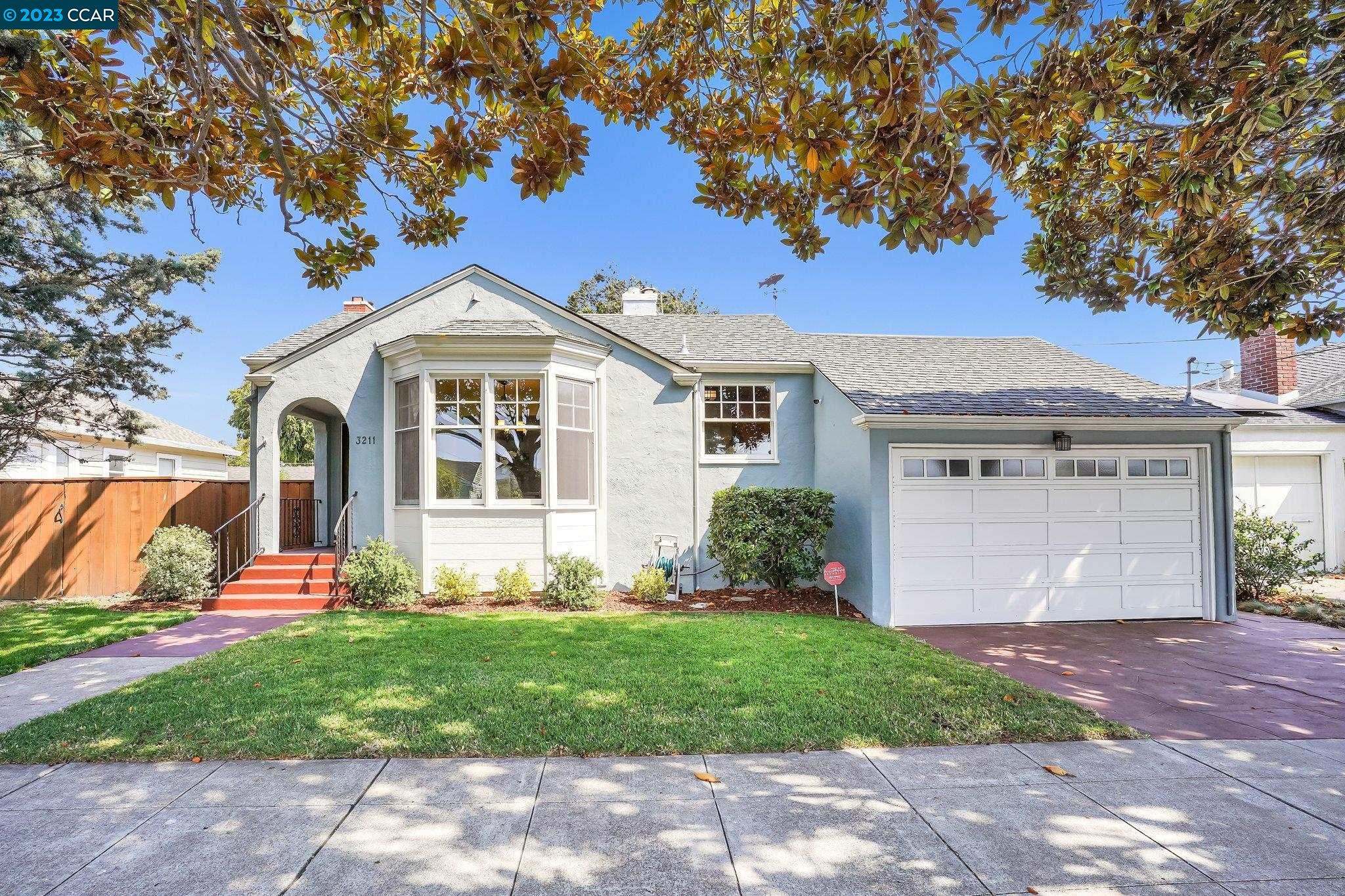 Detail Gallery Image 1 of 1 For 3211 Clinton Ave, Richmond,  CA 94804 - 2 Beds | 2 Baths