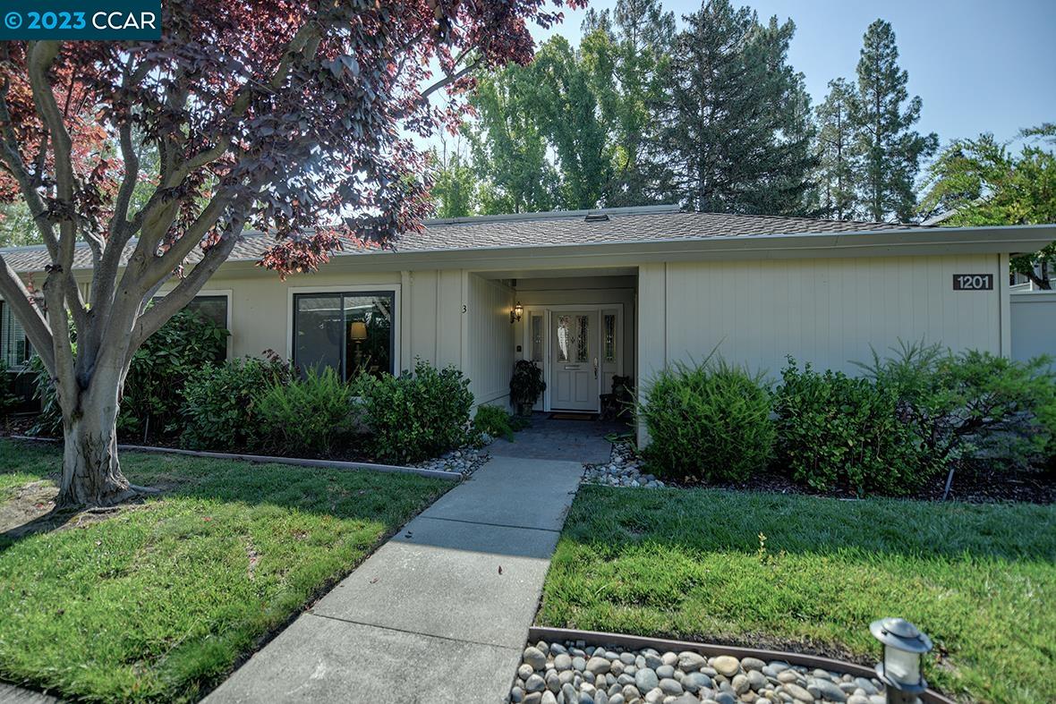 MLS: 41037079 Condo For Sale