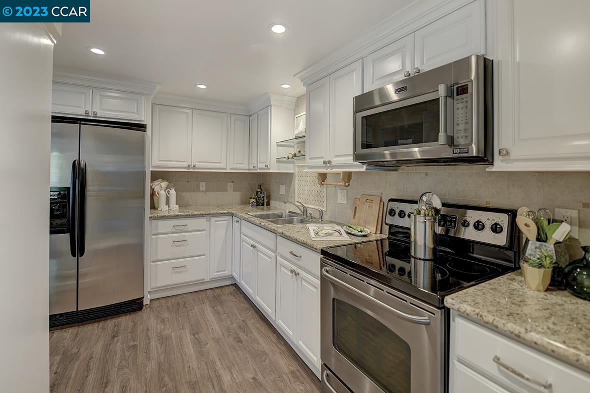 Photo #2: 41037079 Listing 