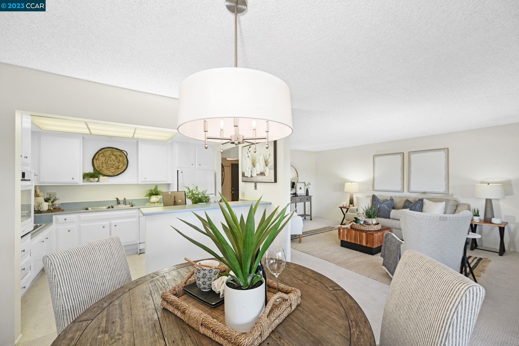 MLS: 41037104 Condo For Sale
