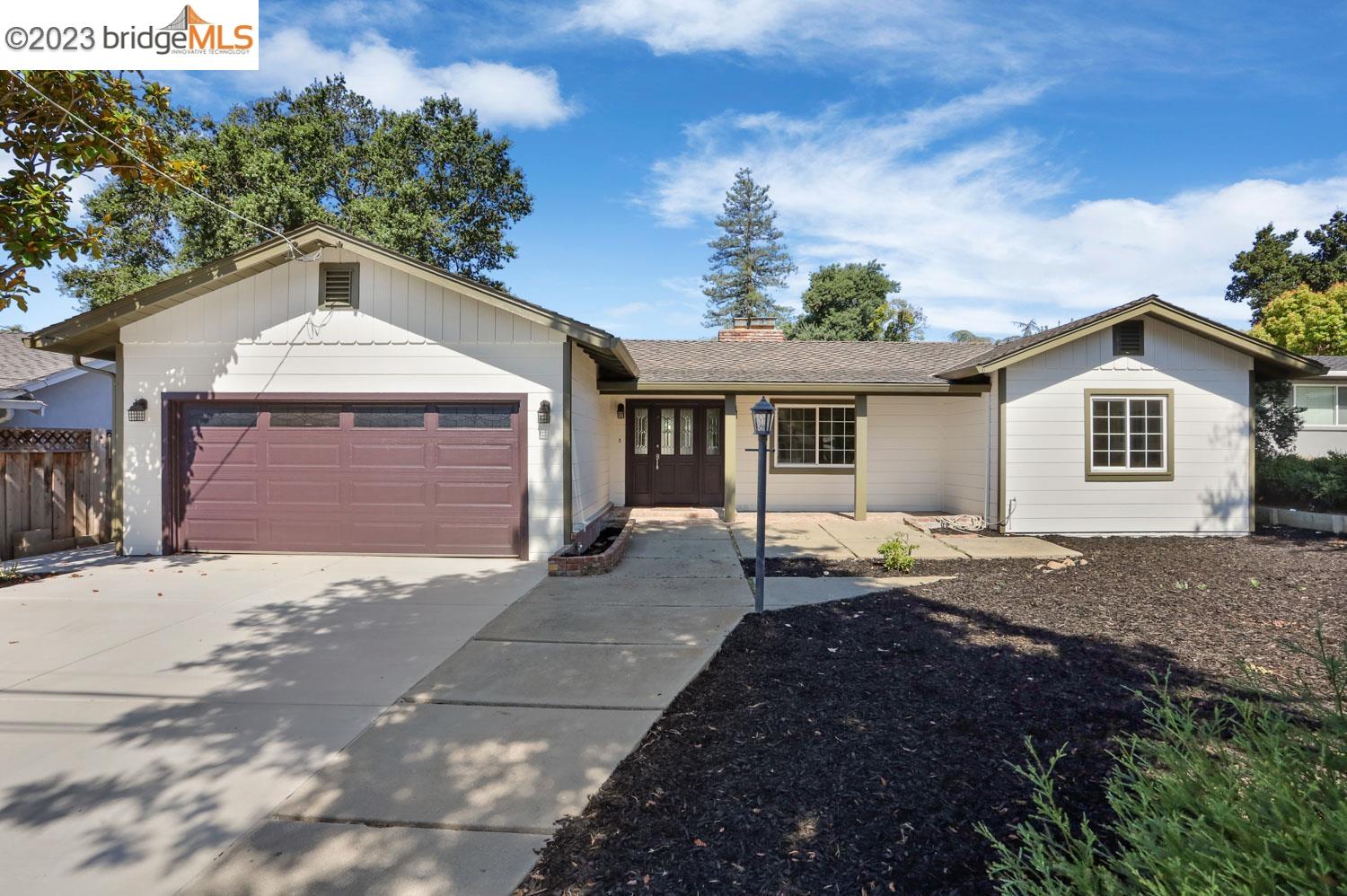 Detail Gallery Image 1 of 1 For 3925 Altadena Ln, San Jose,  CA 95127 - 3 Beds | 1/1 Baths