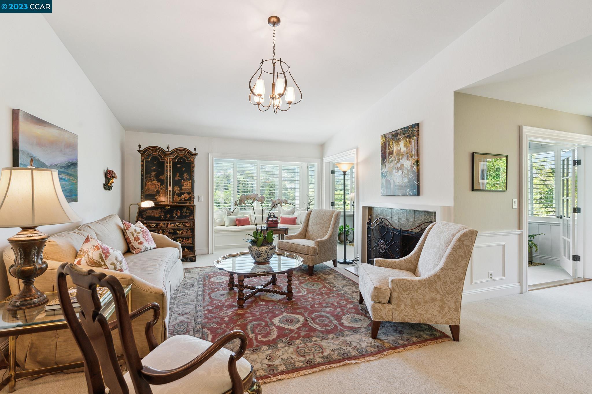 Photo #2: 41037148 Listing 