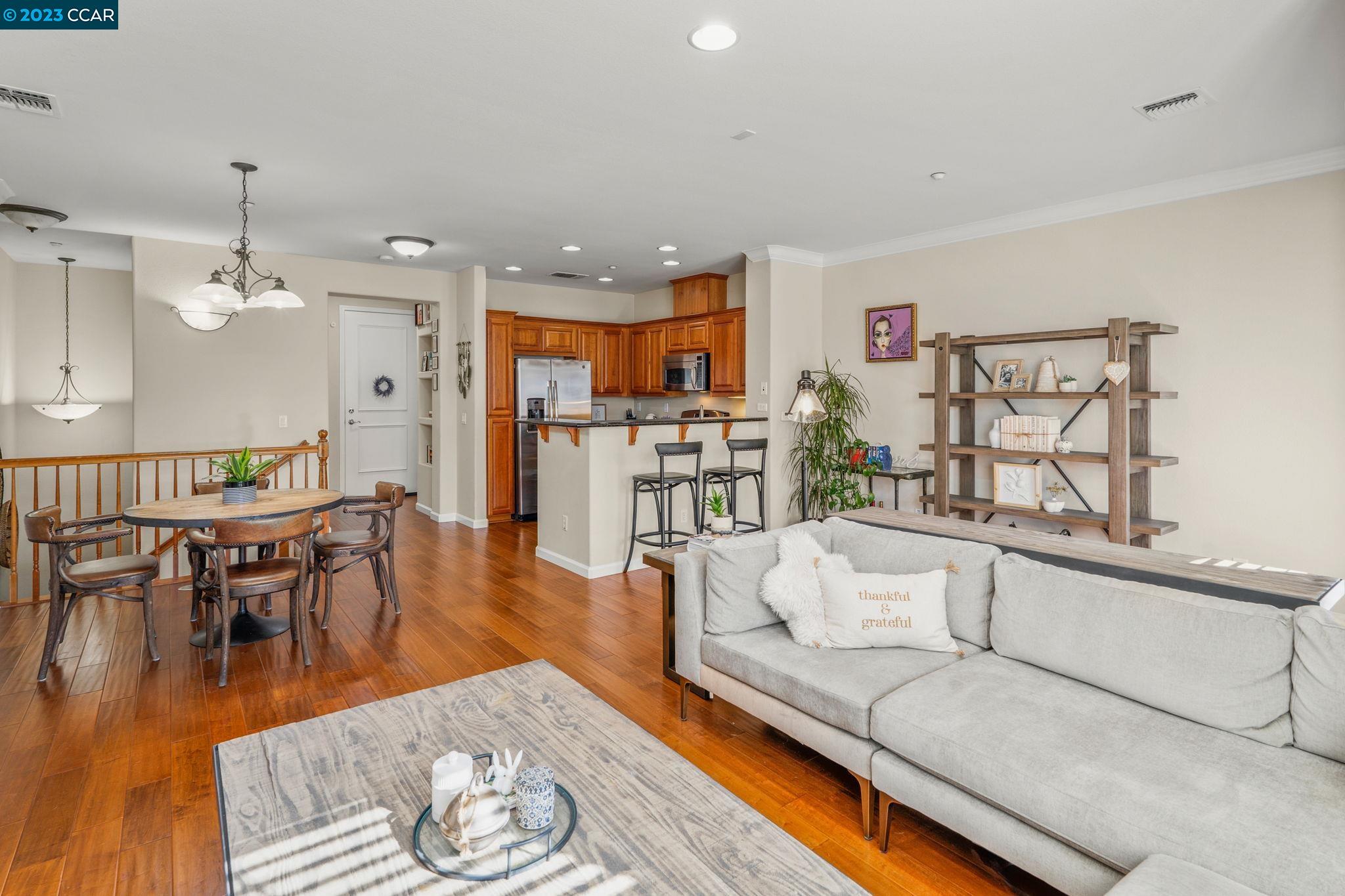 Photo #3: 41037367 Listing 
