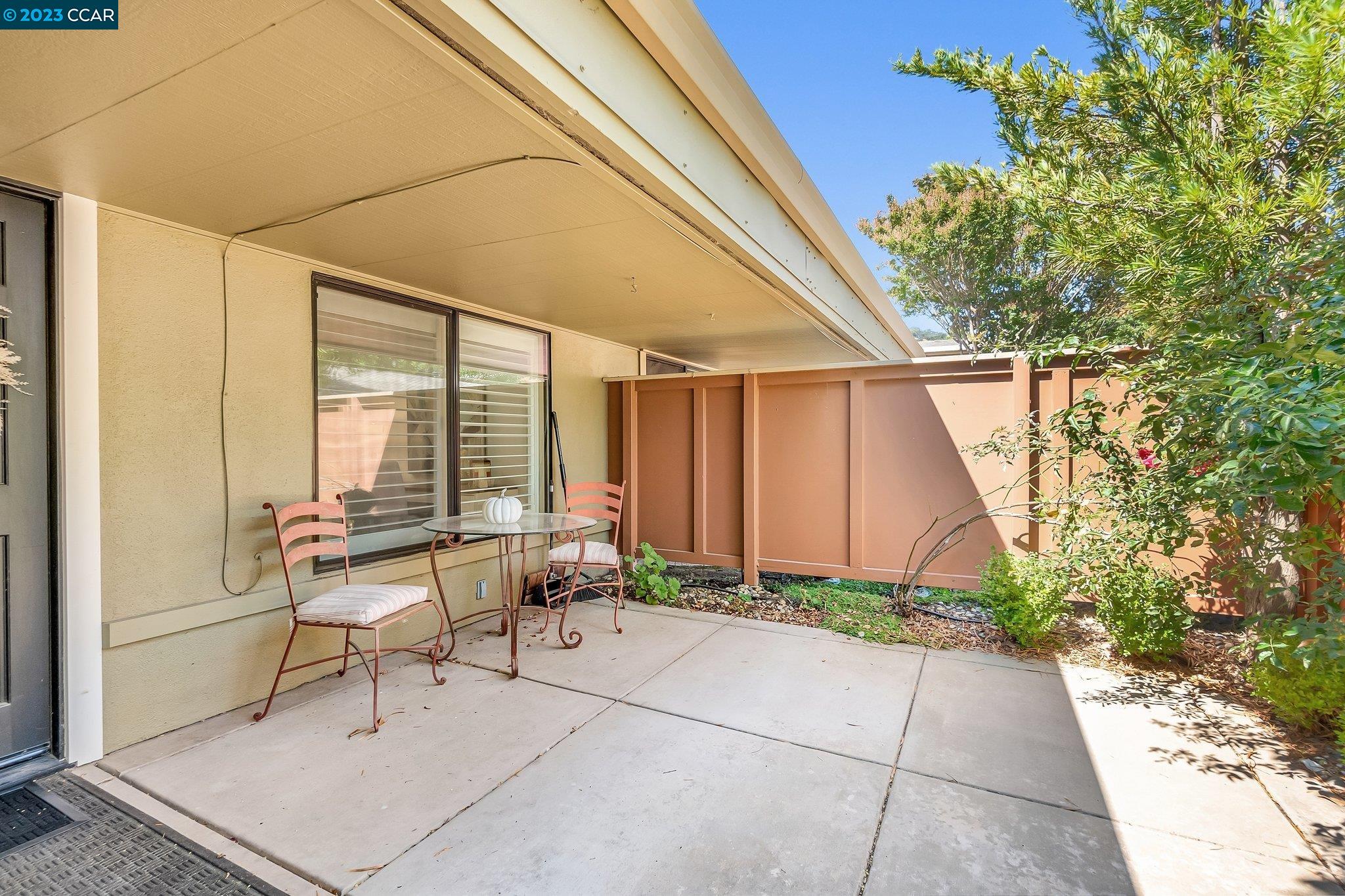 Photo #2: 41037404 Listing 