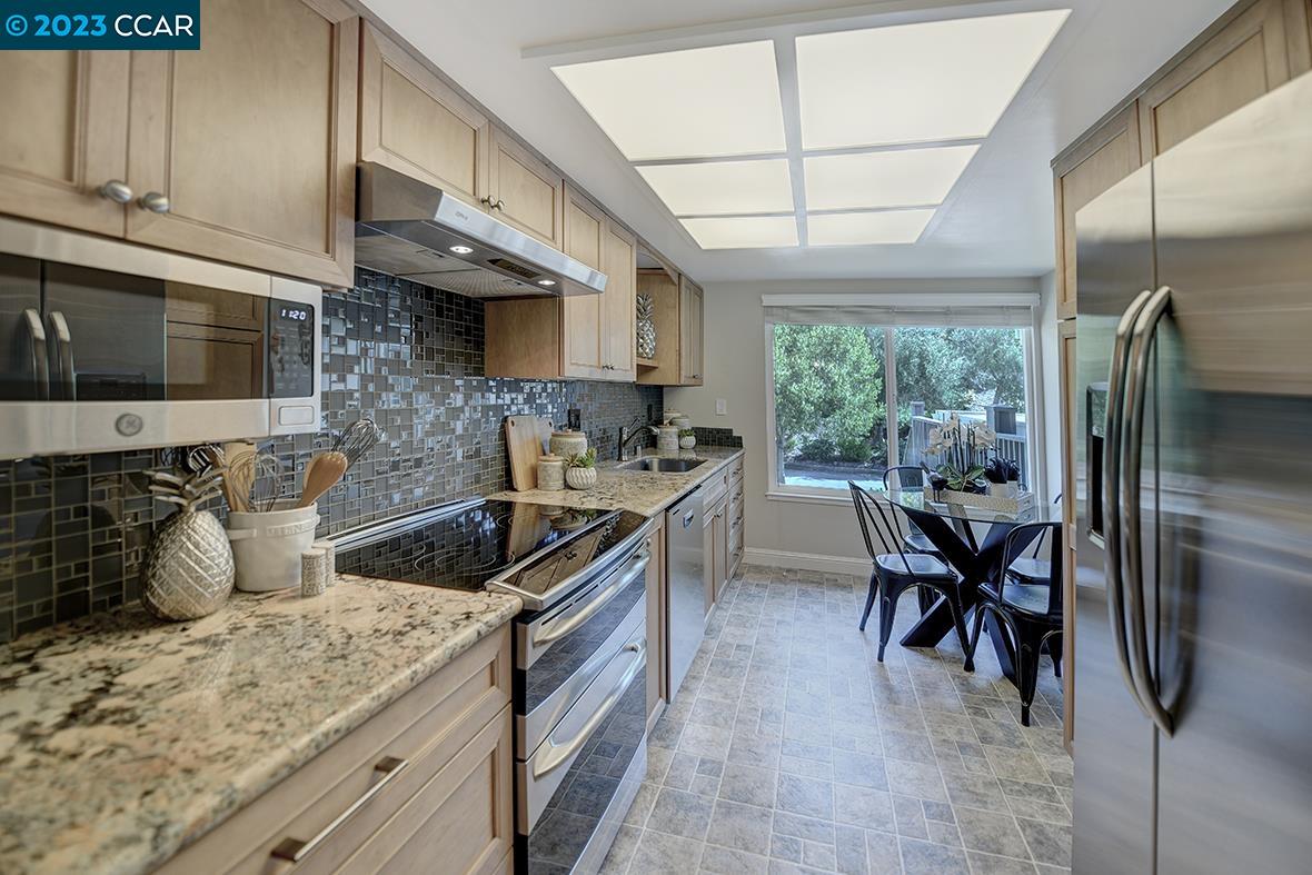MLS: 41037424 Condo For Sale