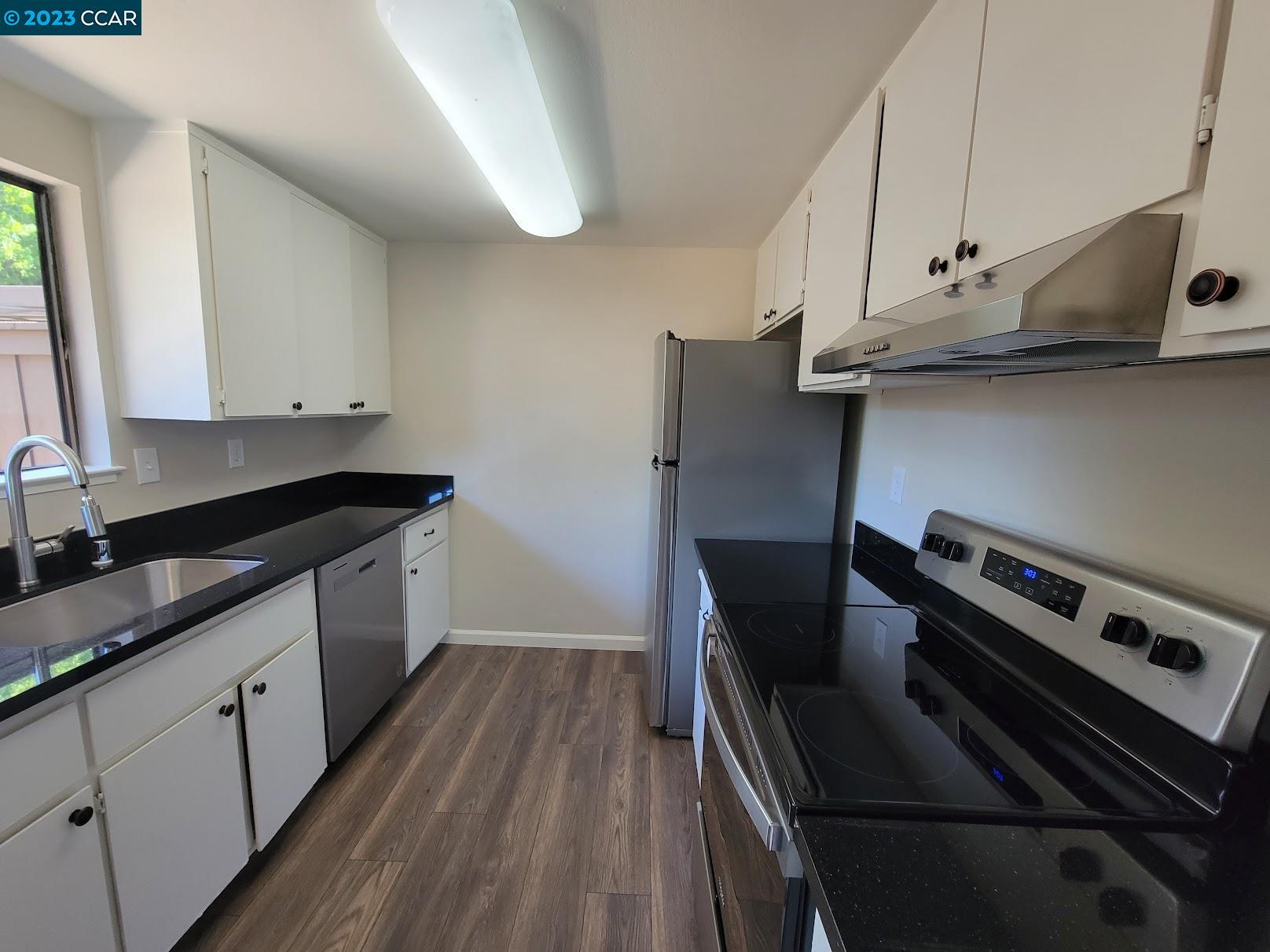 Photo #5: 41037435 Listing 