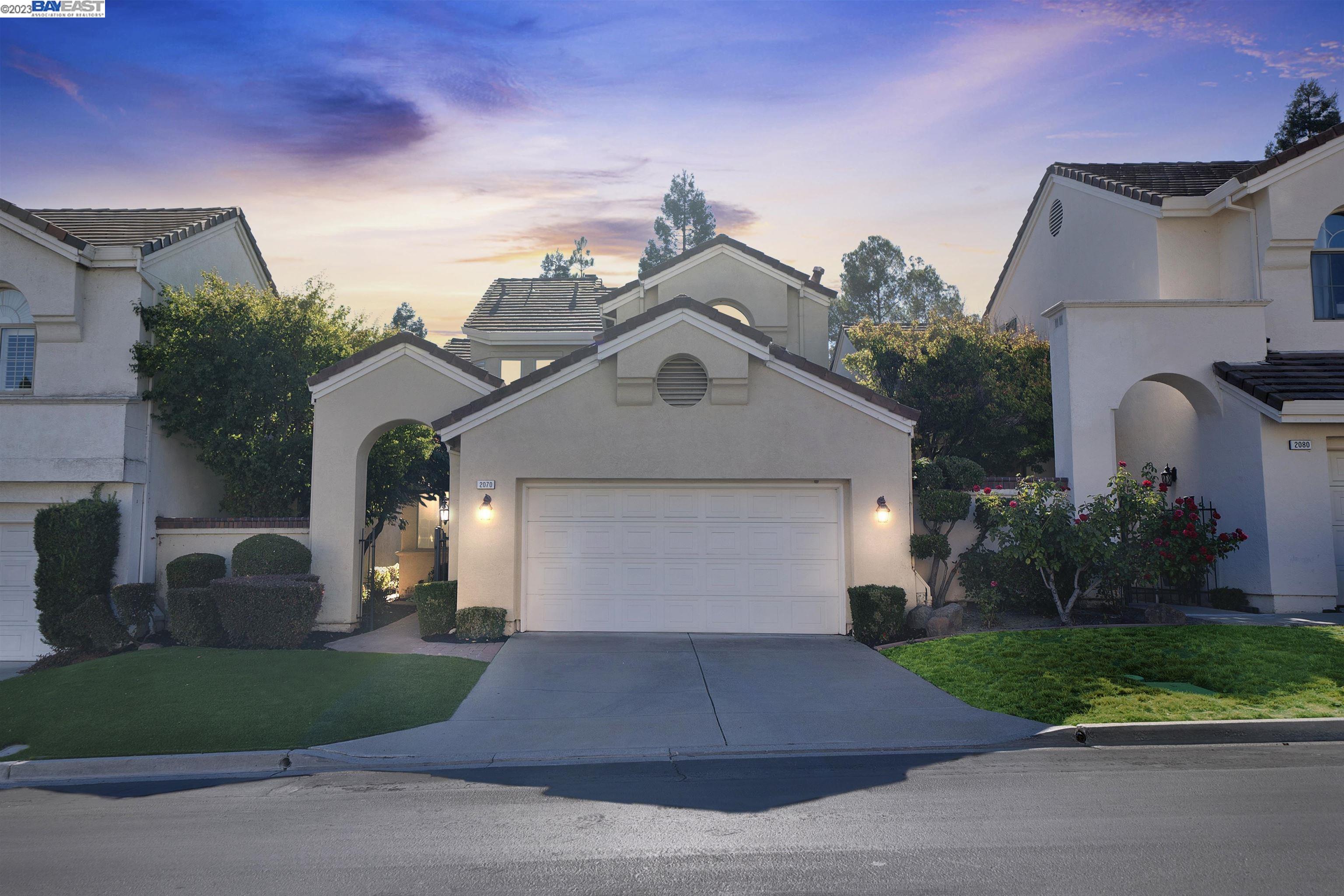 Detail Gallery Image 1 of 1 For 2070 Canyon Lakes Dr, San Ramon,  CA 94582 - 3 Beds | 3 Baths