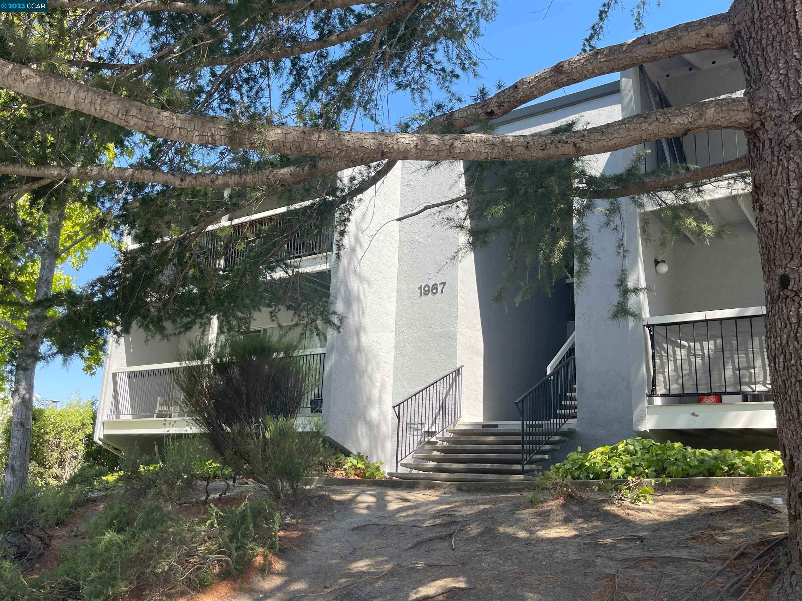 Photo #3: 41037478 Listing 